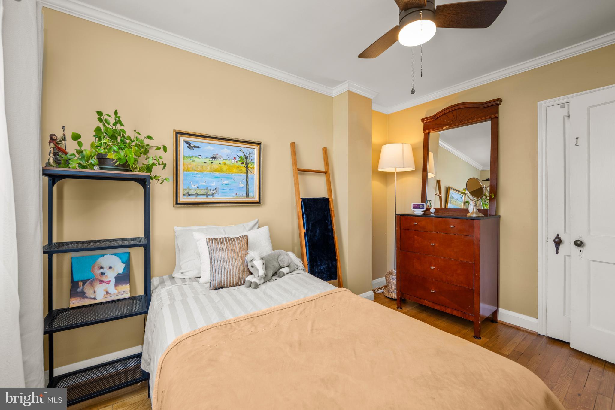 MEDFIELD - Residential