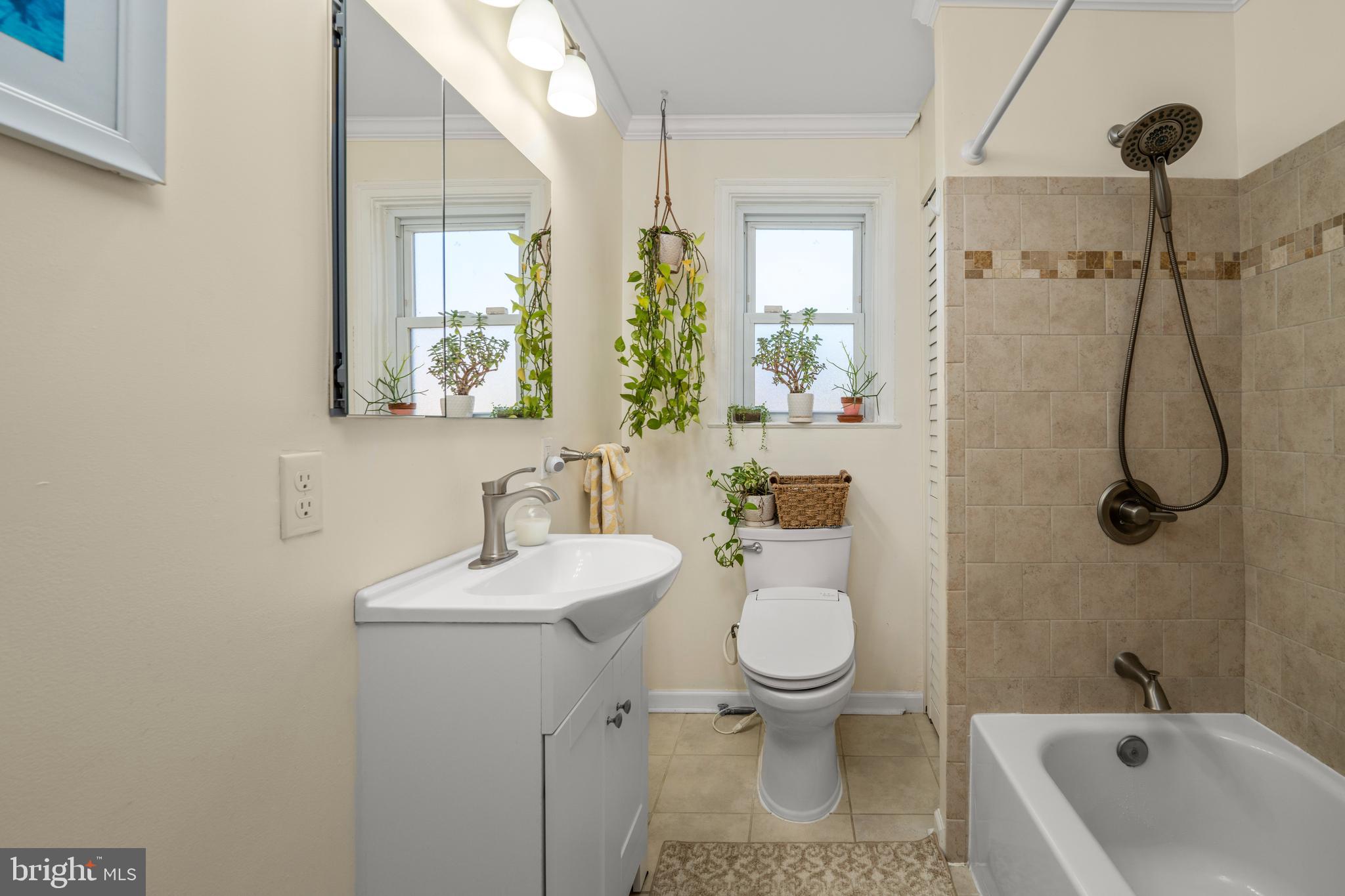 MEDFIELD - Residential