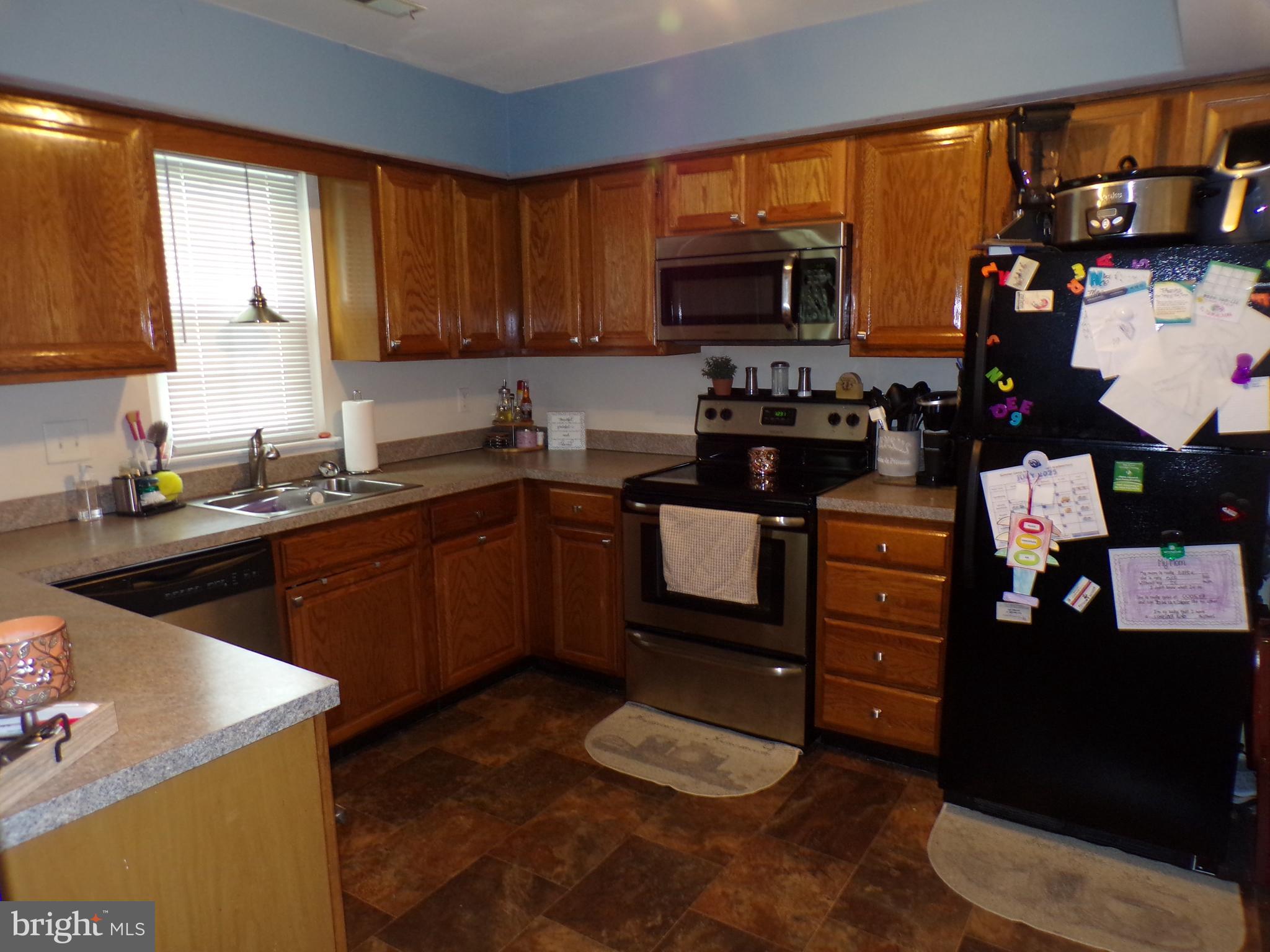 FOX KNOLL - Residential