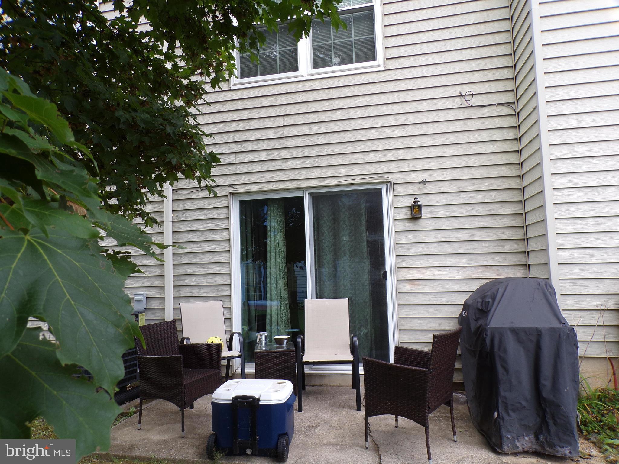 FOX KNOLL - Residential