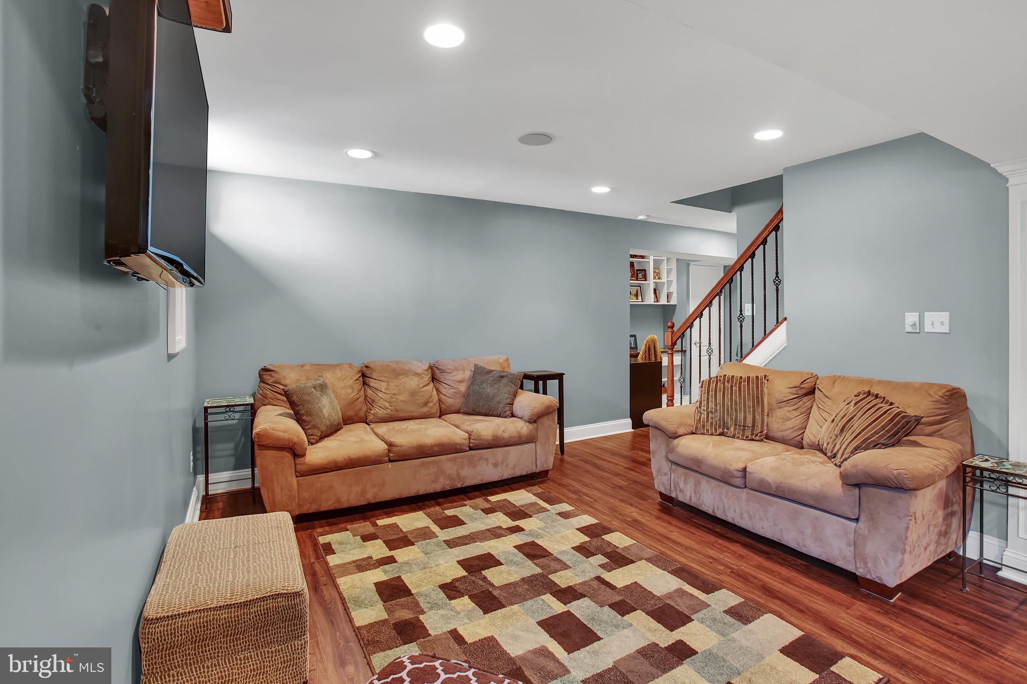 TRAILS OF GLENEAGLES - Residential