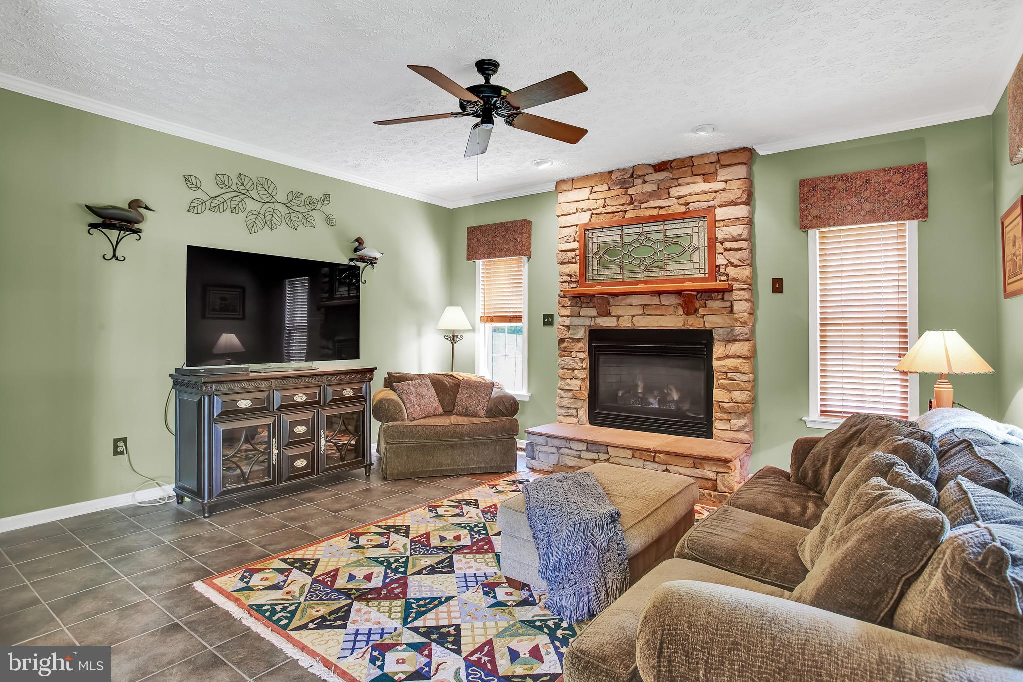 TRAILS OF GLENEAGLES - Residential