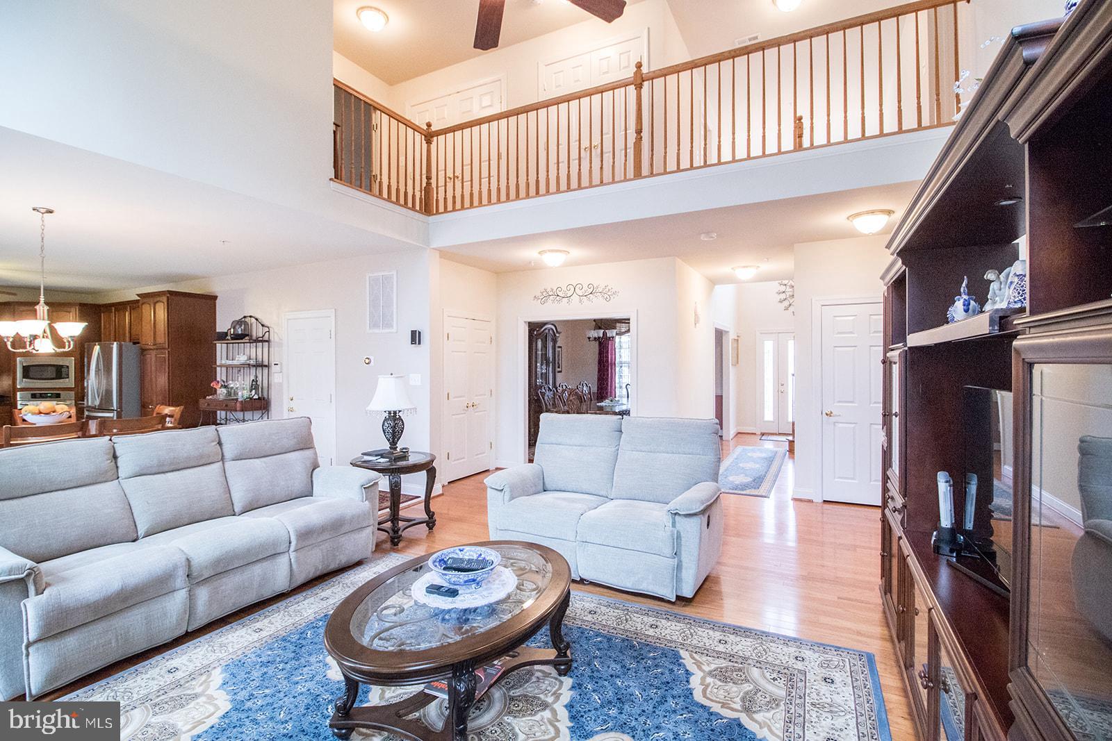 PEMBROOKE - Residential