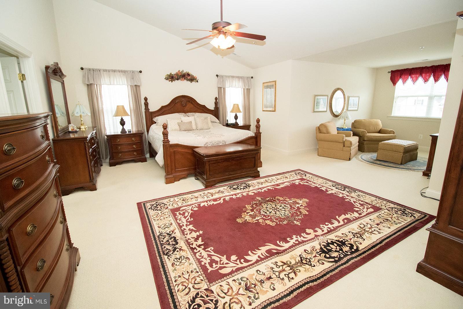 PEMBROOKE - Residential