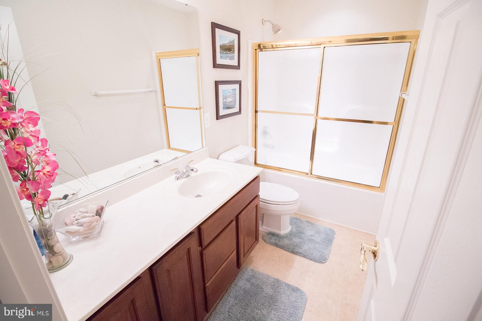 PEMBROOKE - Residential