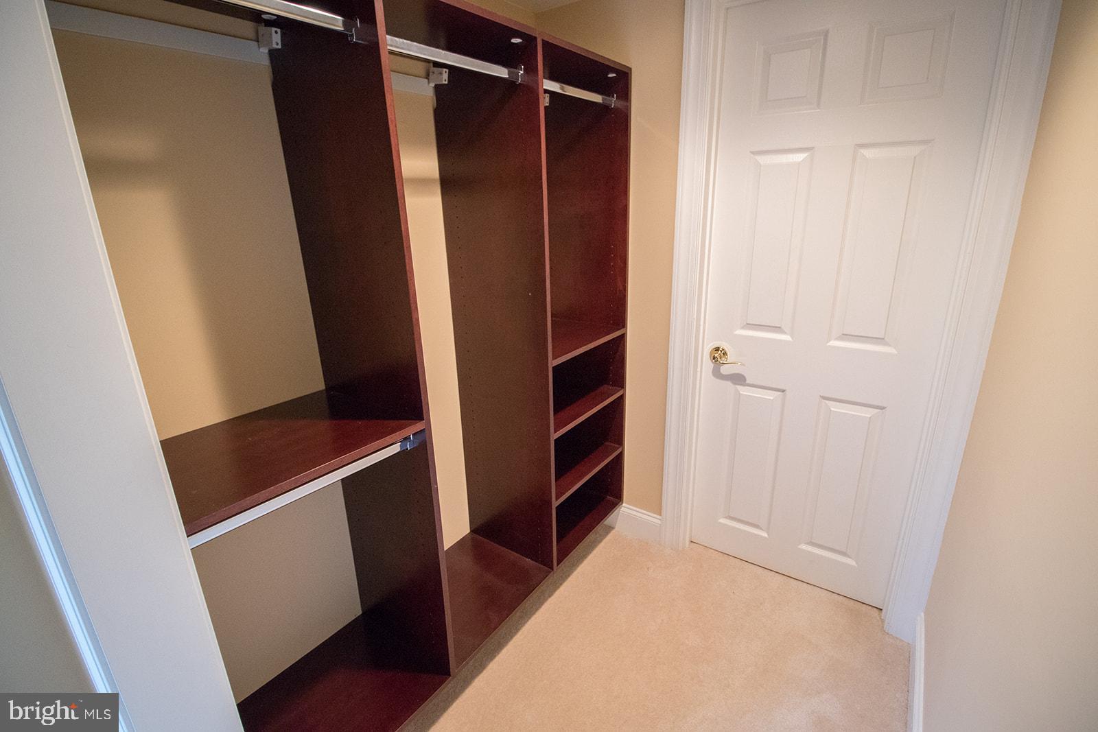 PEMBROOKE - Residential