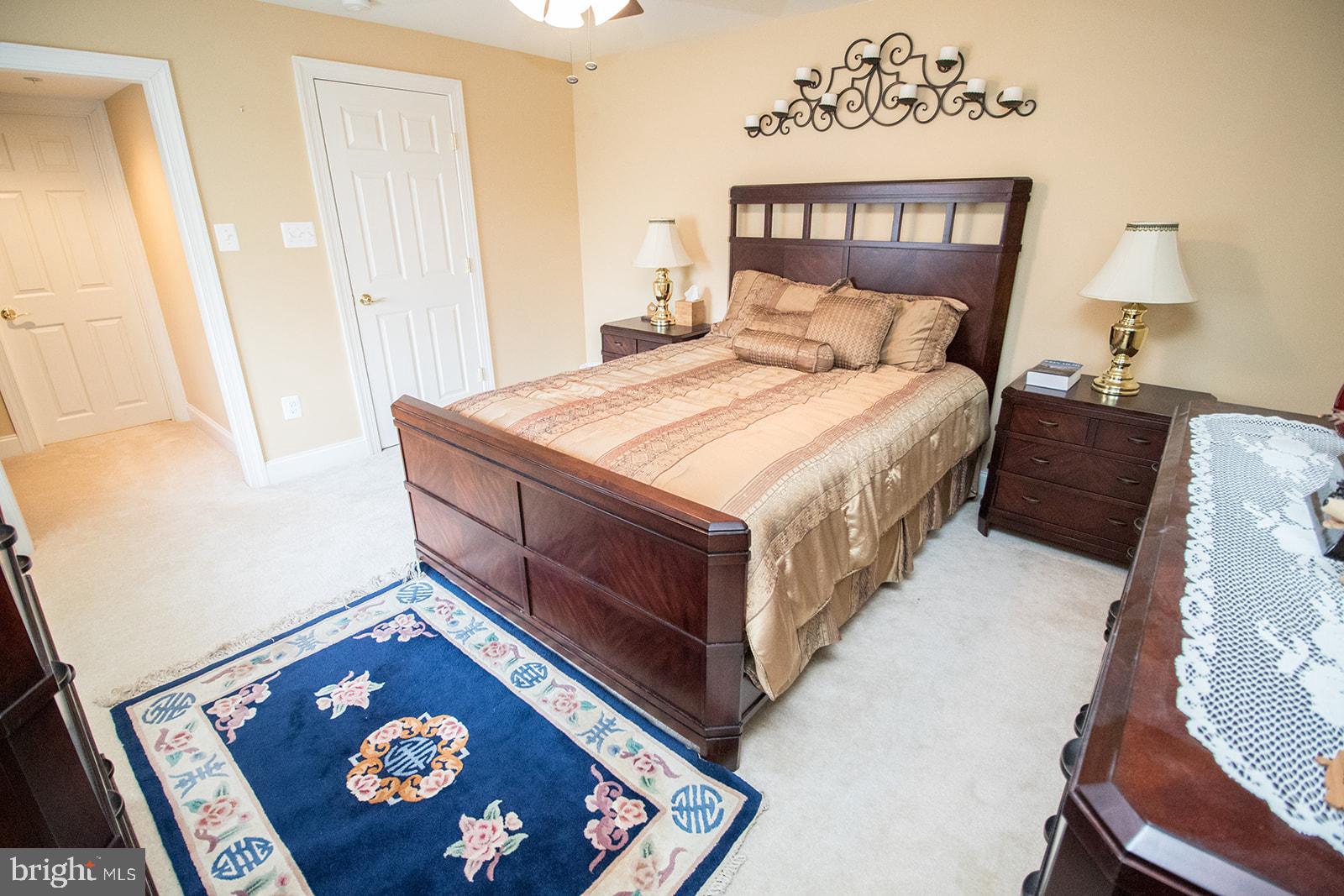 PEMBROOKE - Residential