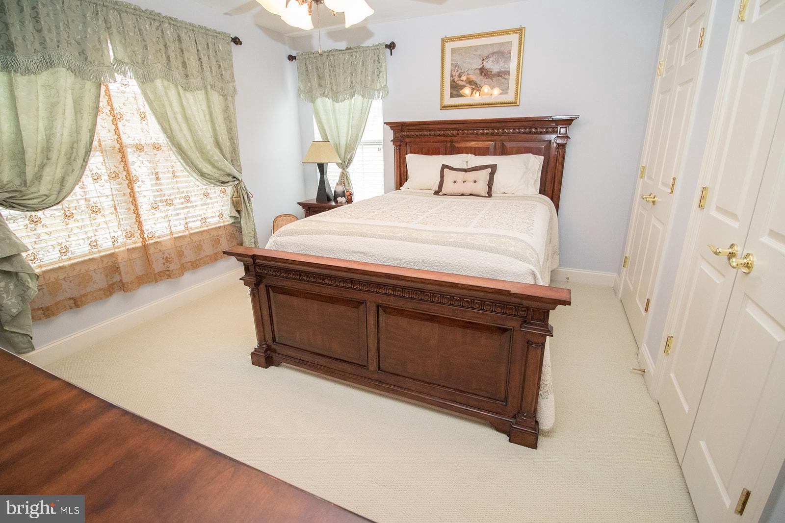 PEMBROOKE - Residential