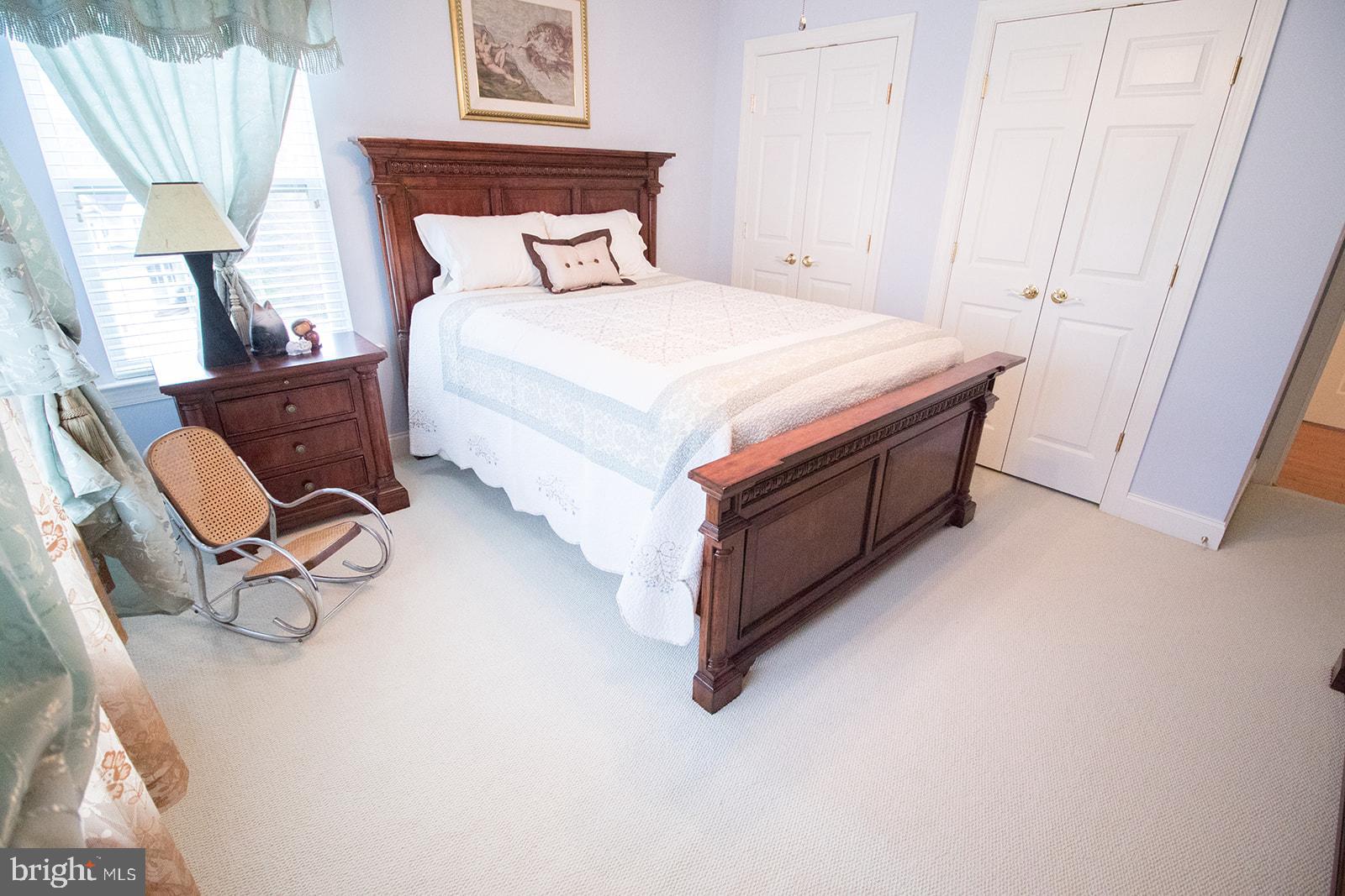 PEMBROOKE - Residential