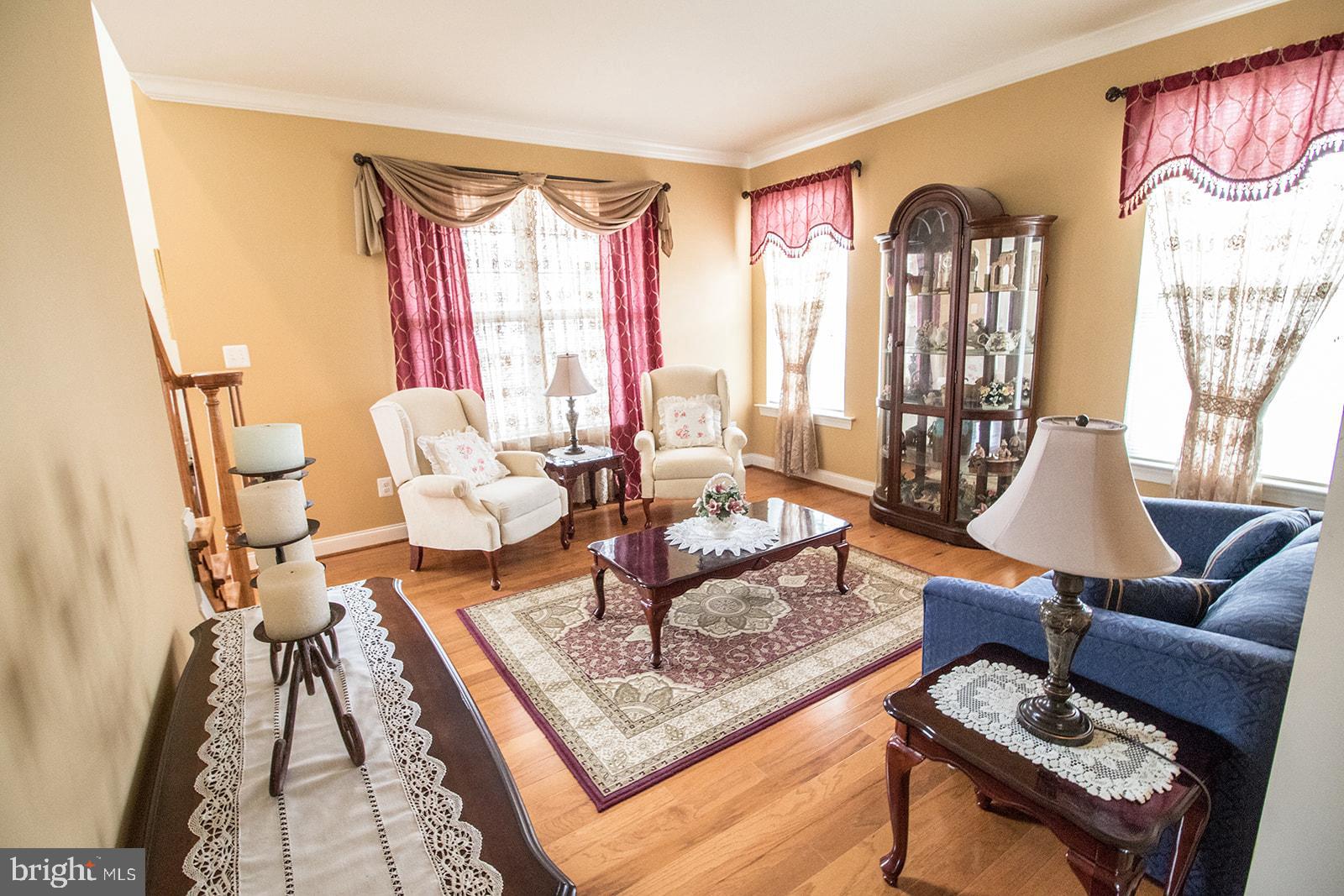 PEMBROOKE - Residential