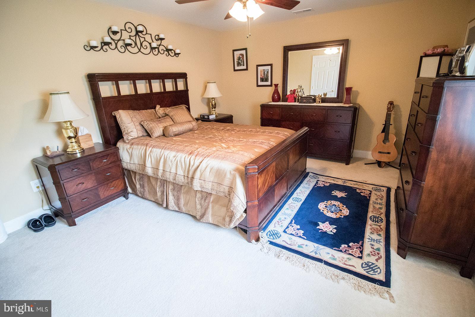 PEMBROOKE - Residential