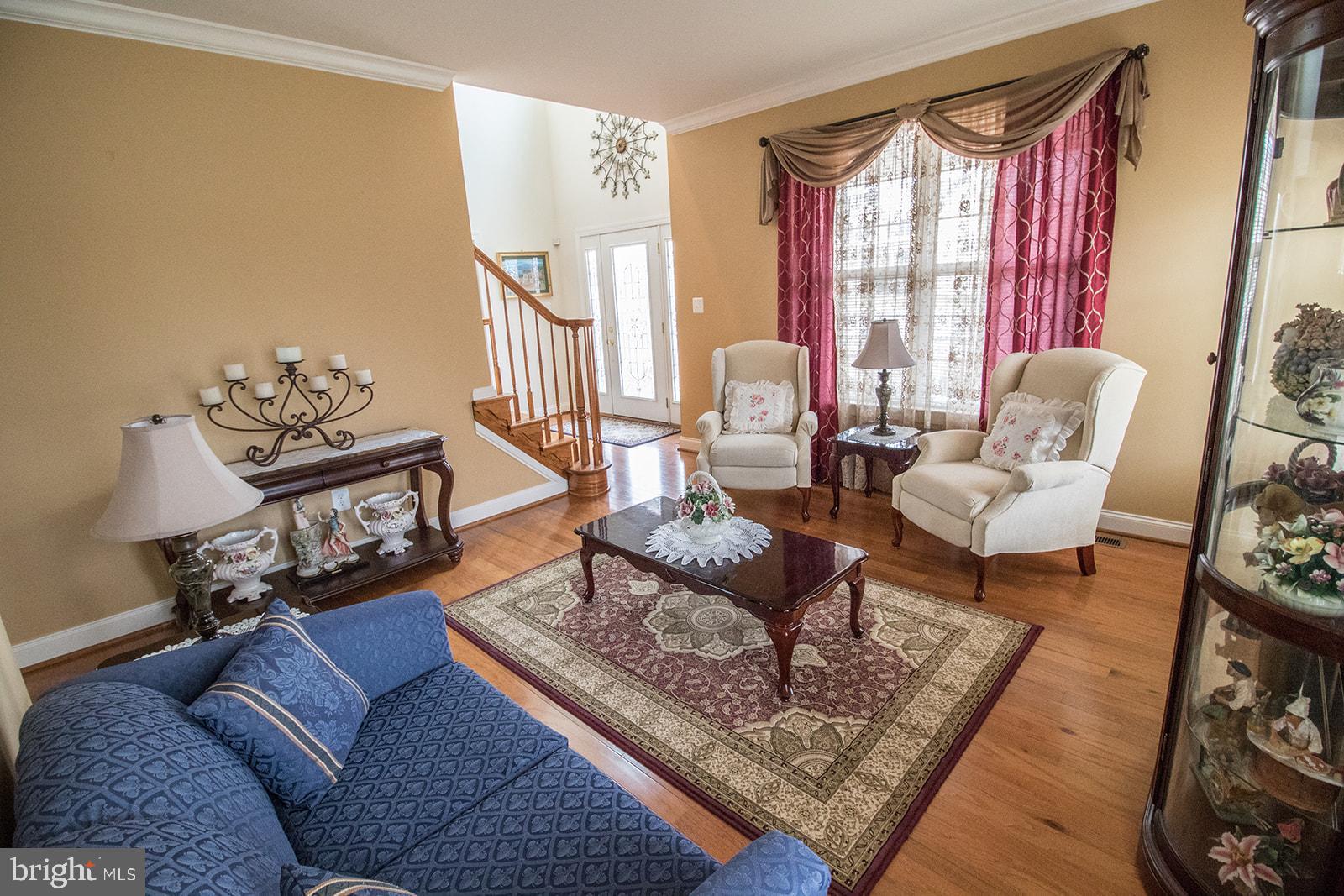 PEMBROOKE - Residential