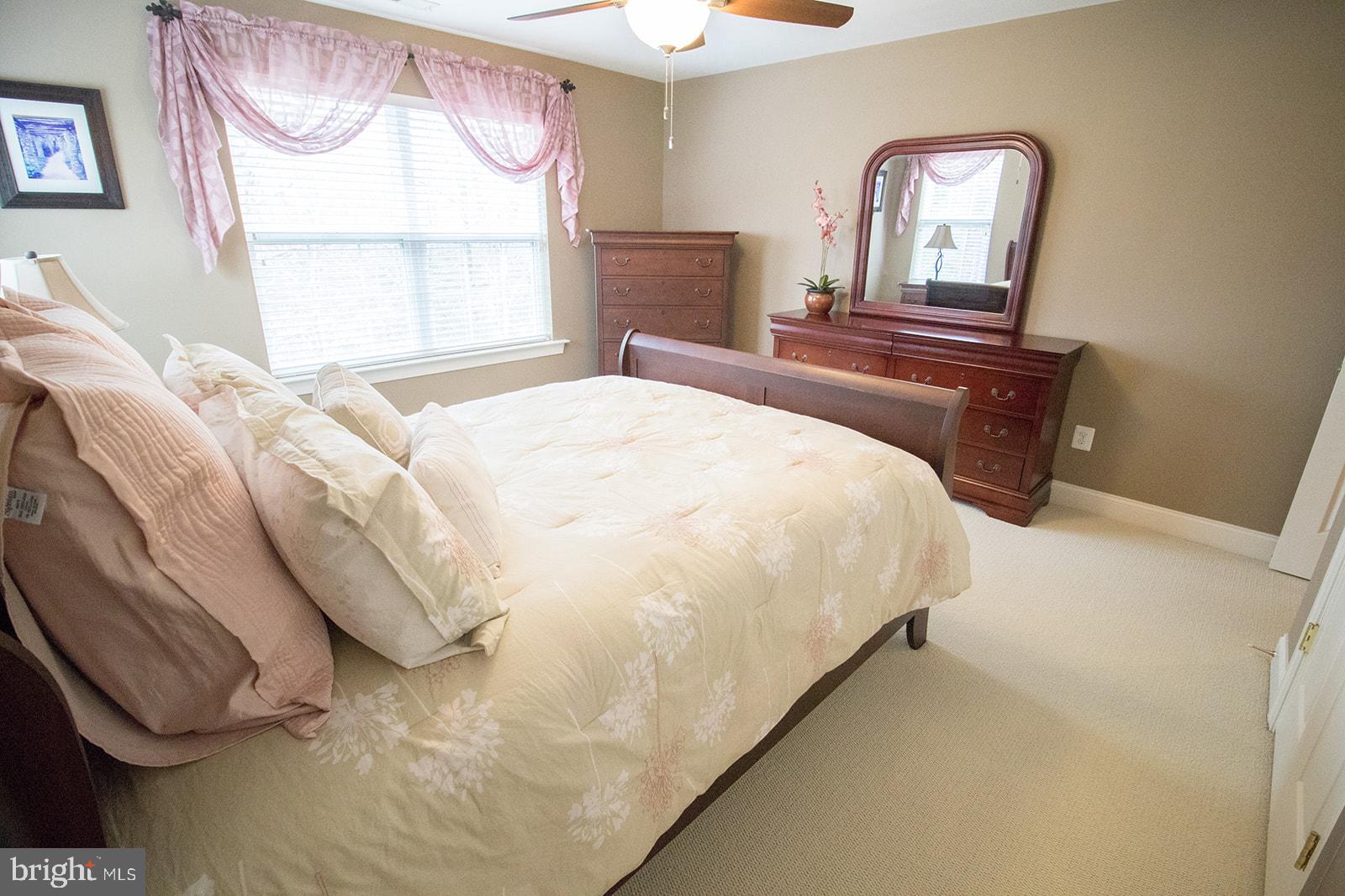 PEMBROOKE - Residential