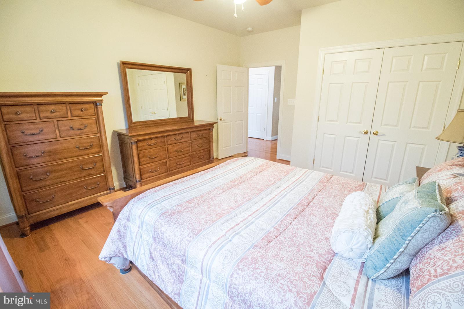 PEMBROOKE - Residential