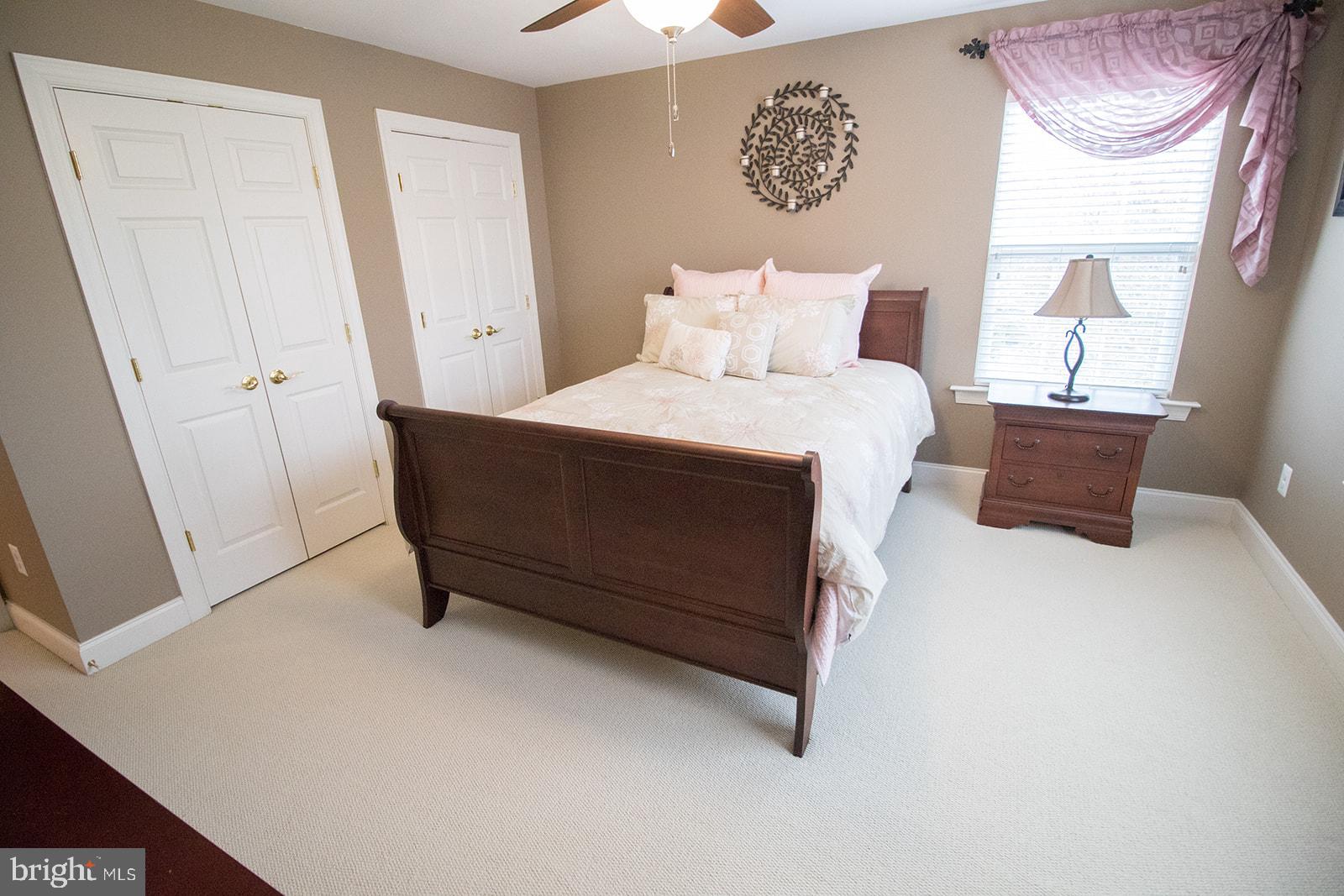 PEMBROOKE - Residential