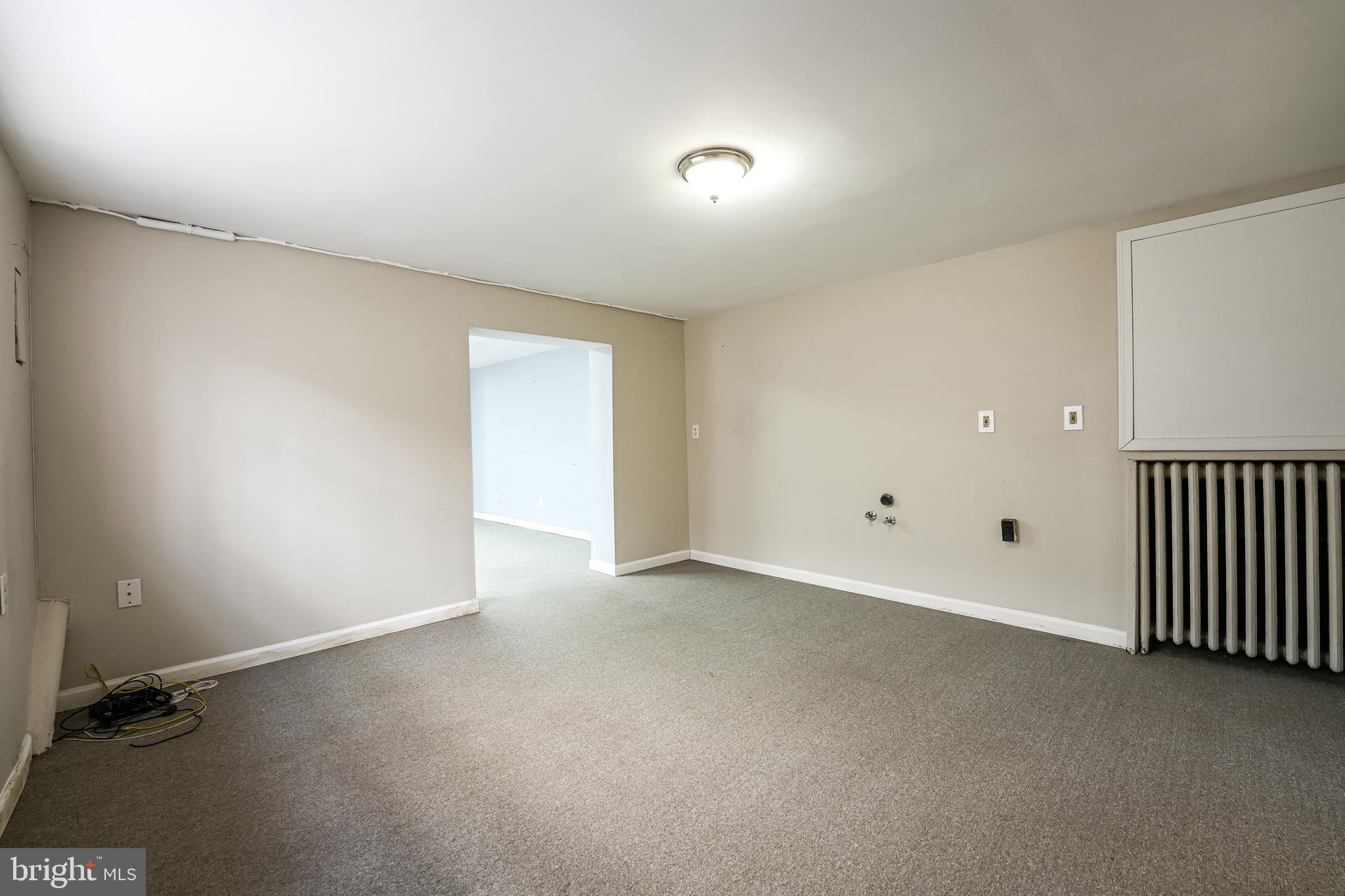 LYON PARK - Commercial Lease