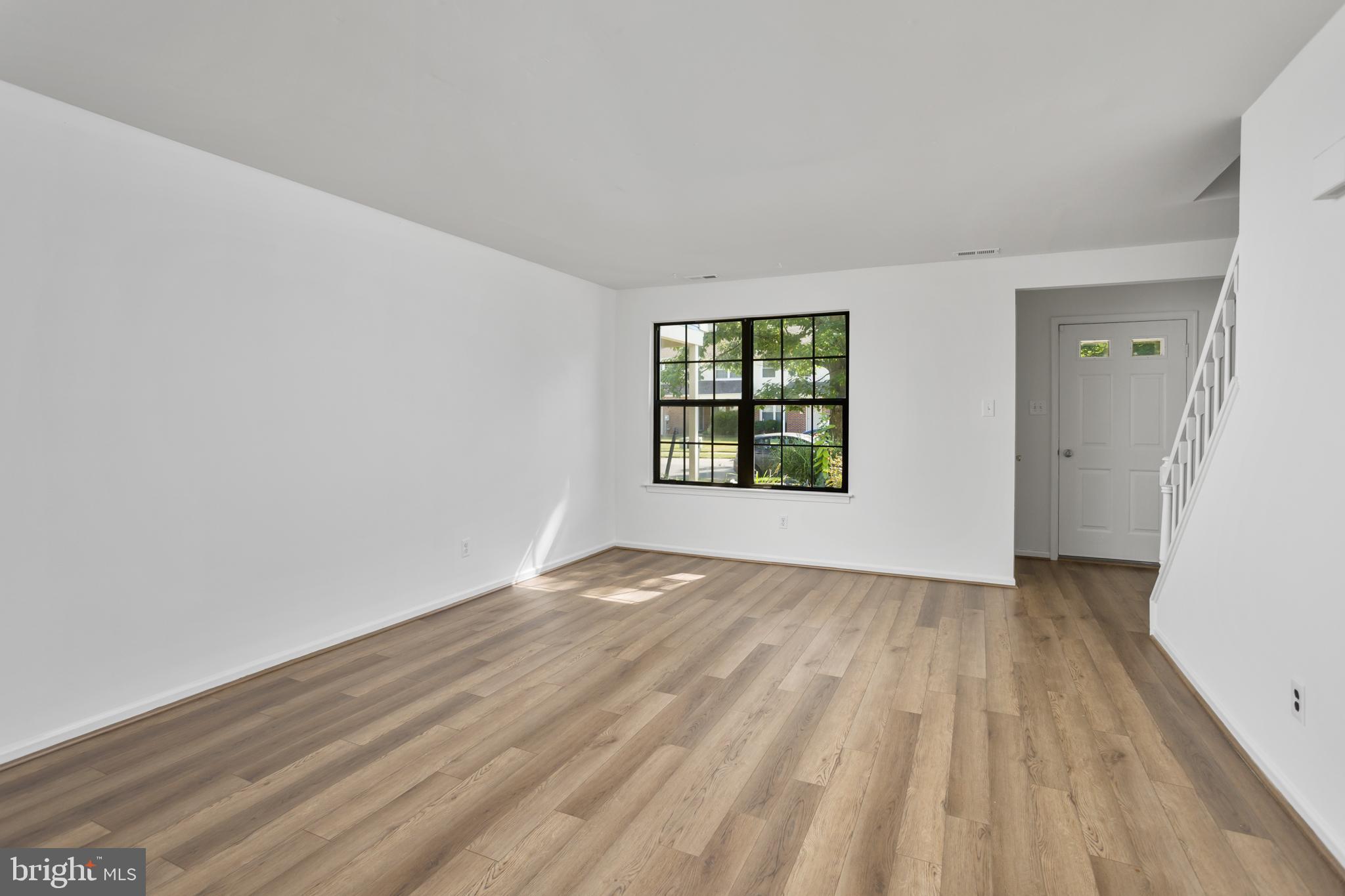 204 FOXWOOD
