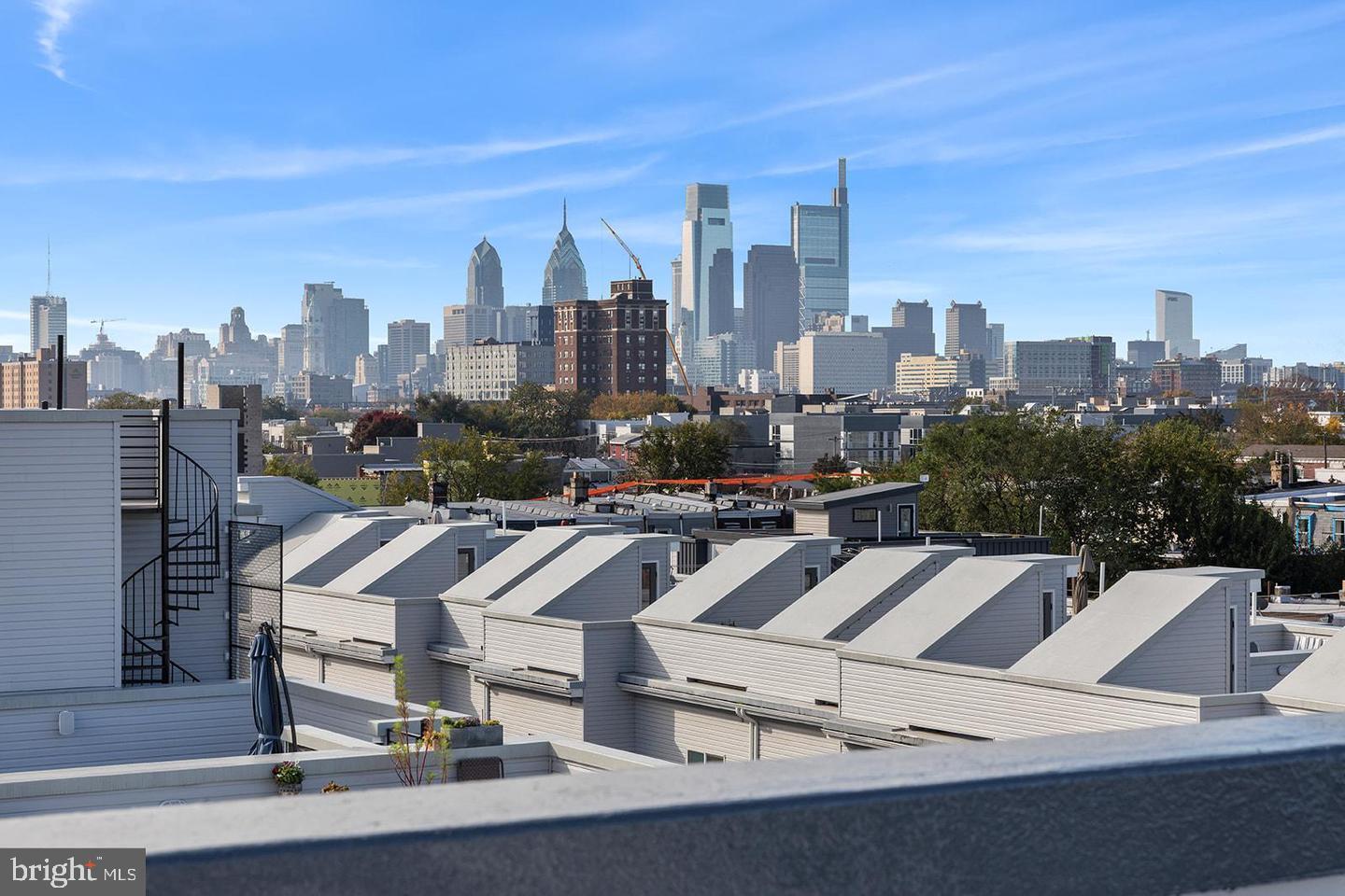 OLDE KENSINGTON - Residential Lease