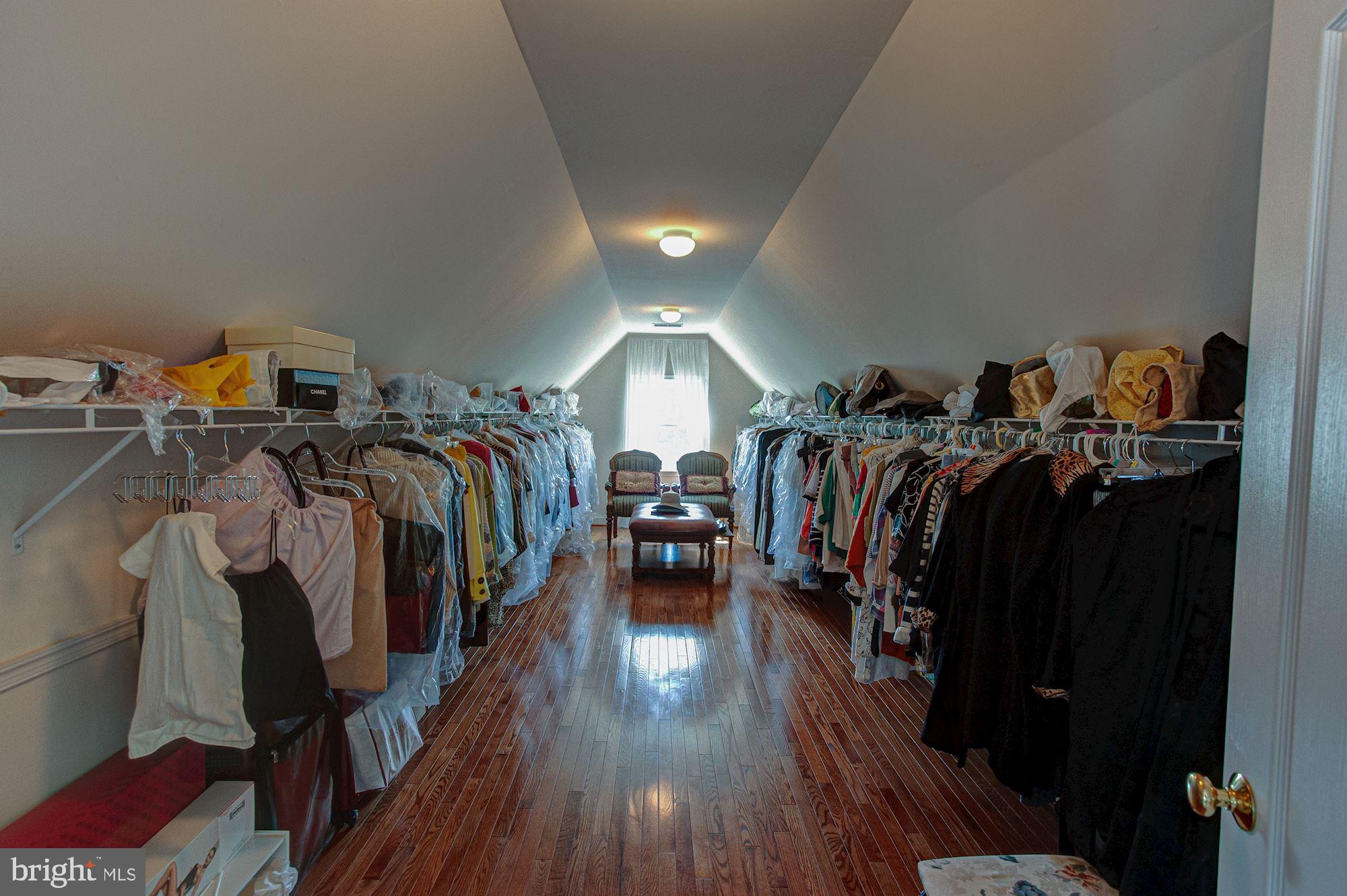 DOMINION VALLEY COUNTRY CLUB - Residential