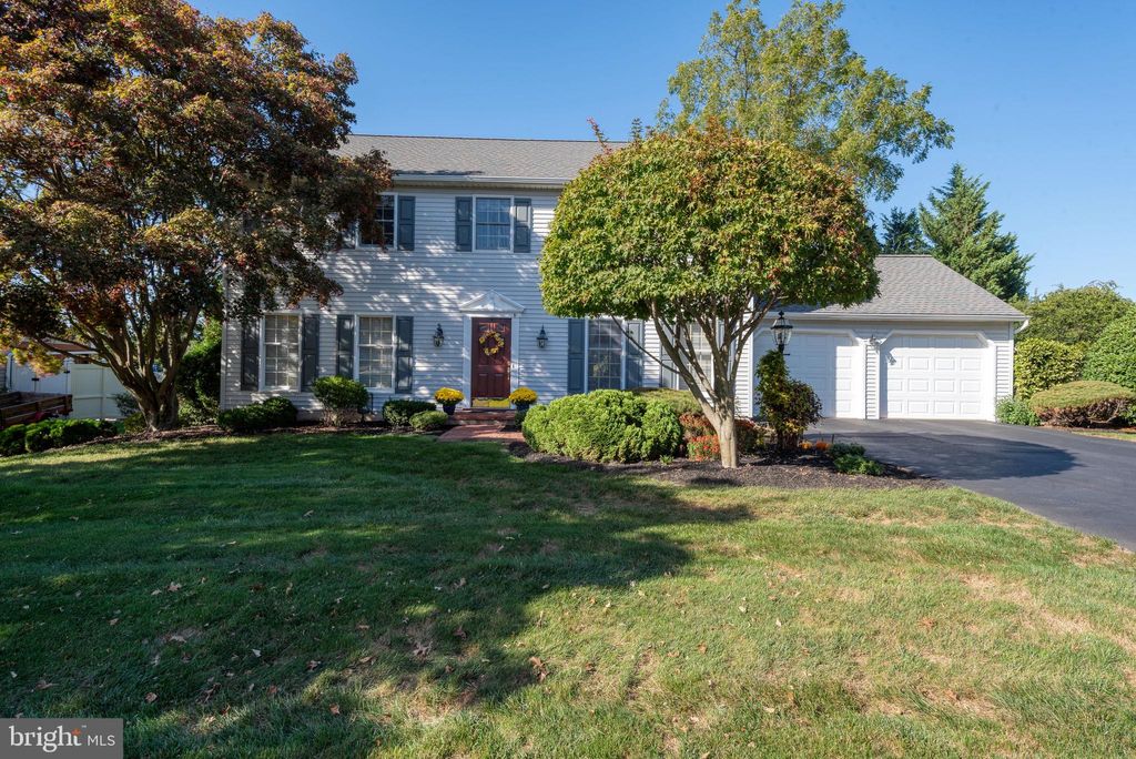 Photo of 4189 Greywood Drive, YORK, PA 17402 (MLS # PAYK2091018)