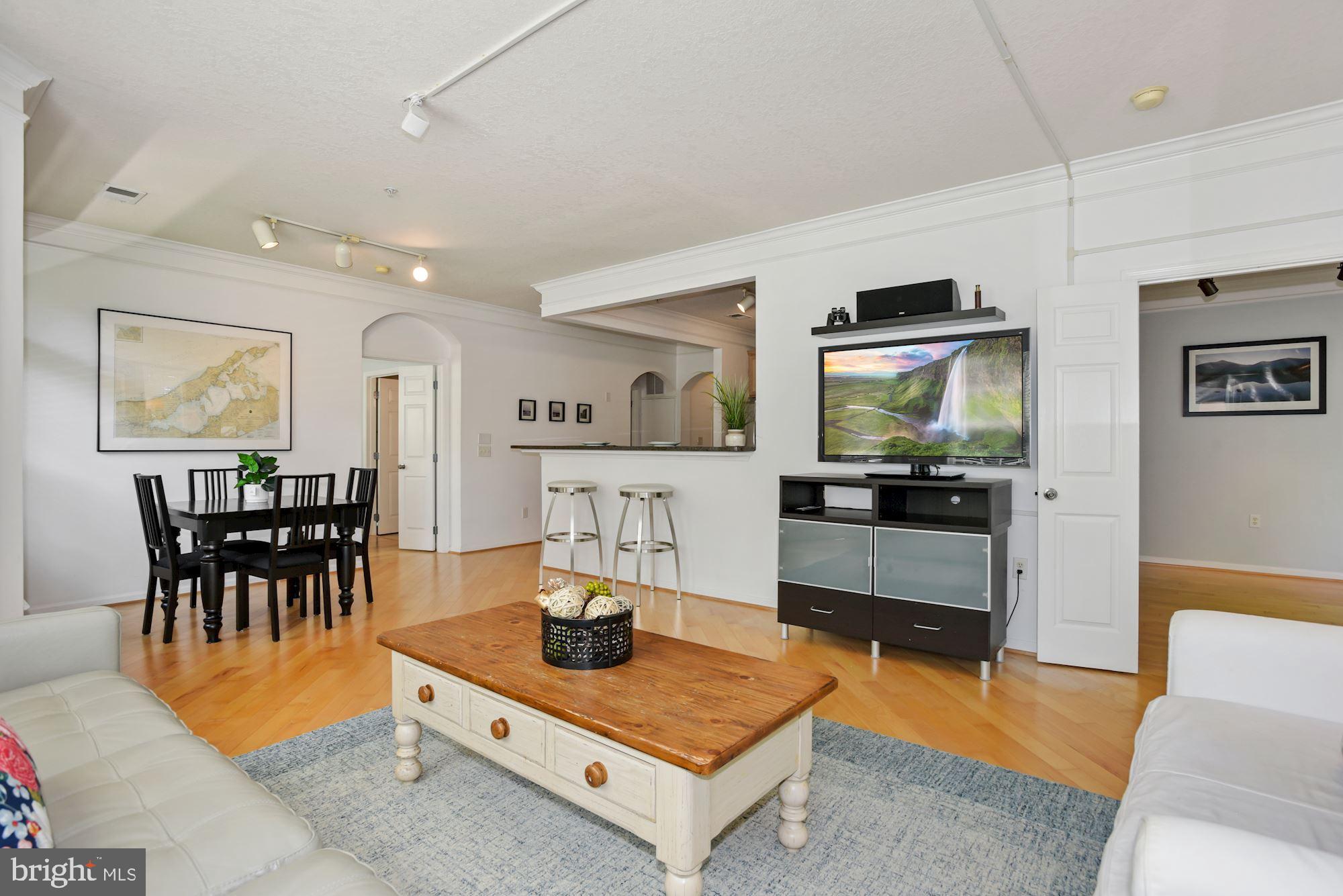 STRATFORD CLUB - Residential