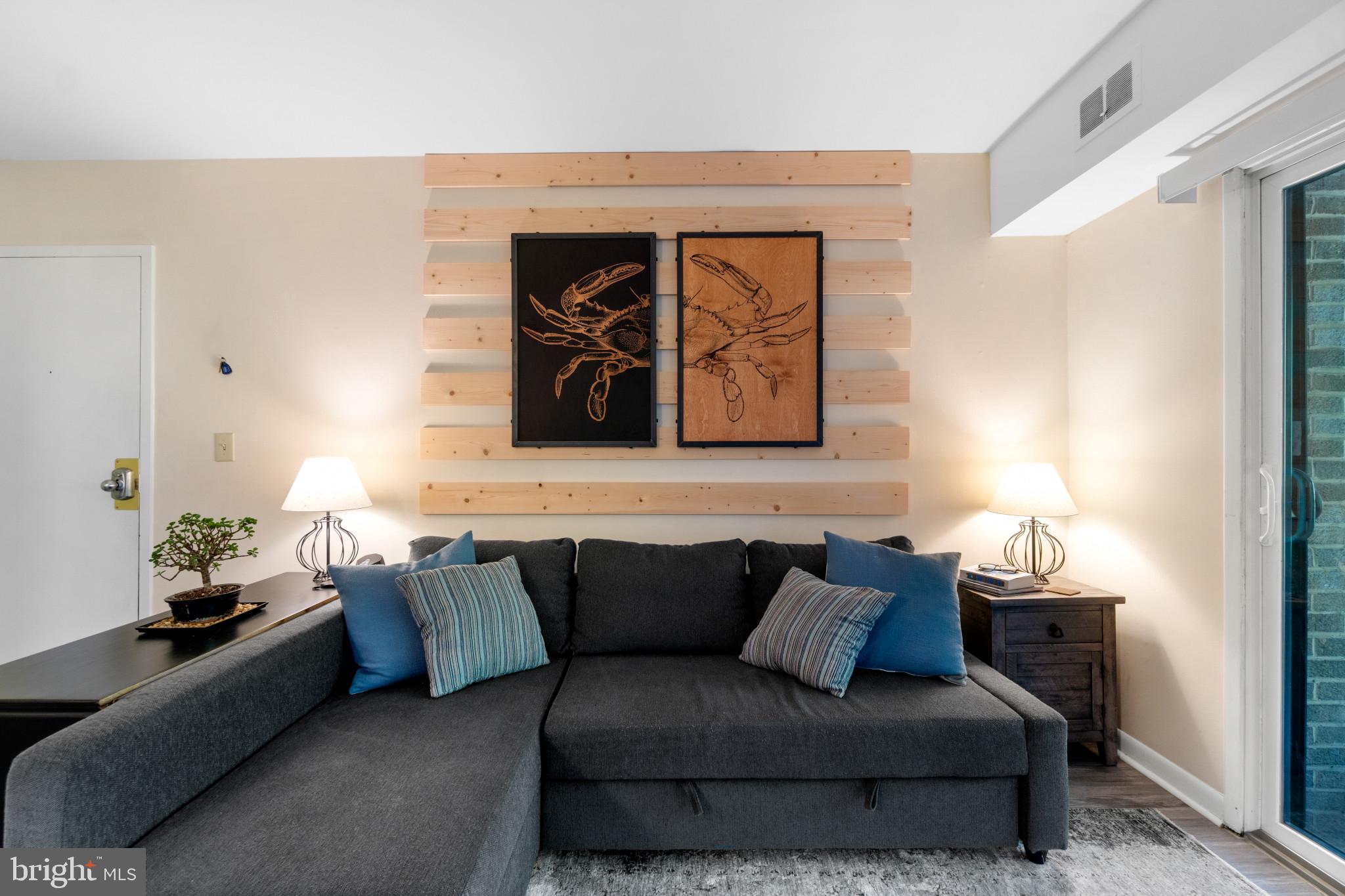 MARINERS COVE - Residential