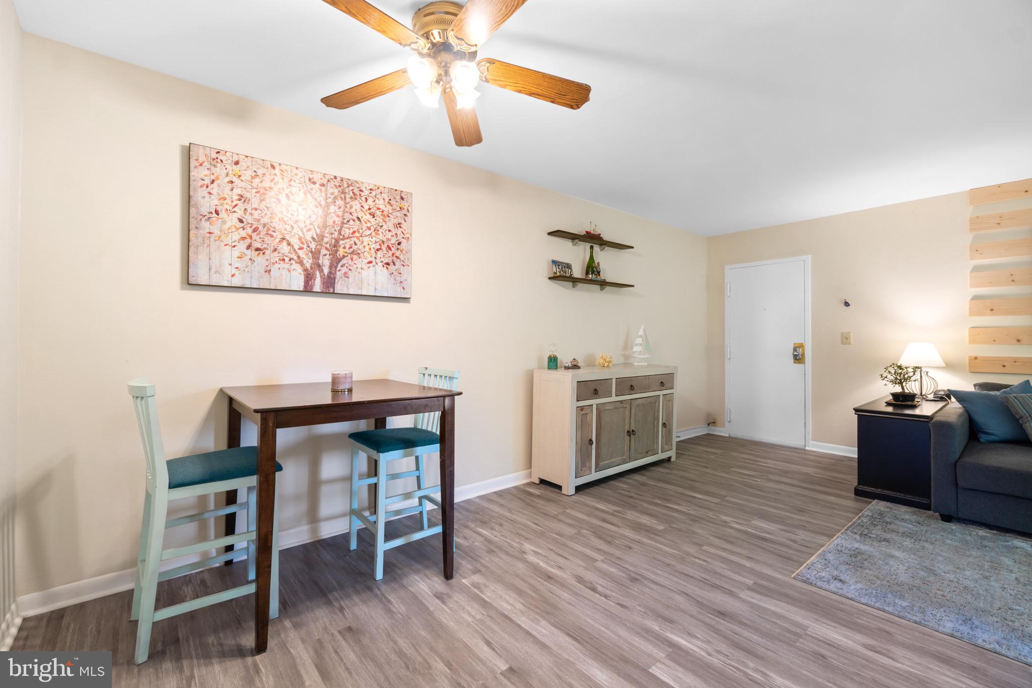 MARINERS COVE - Residential