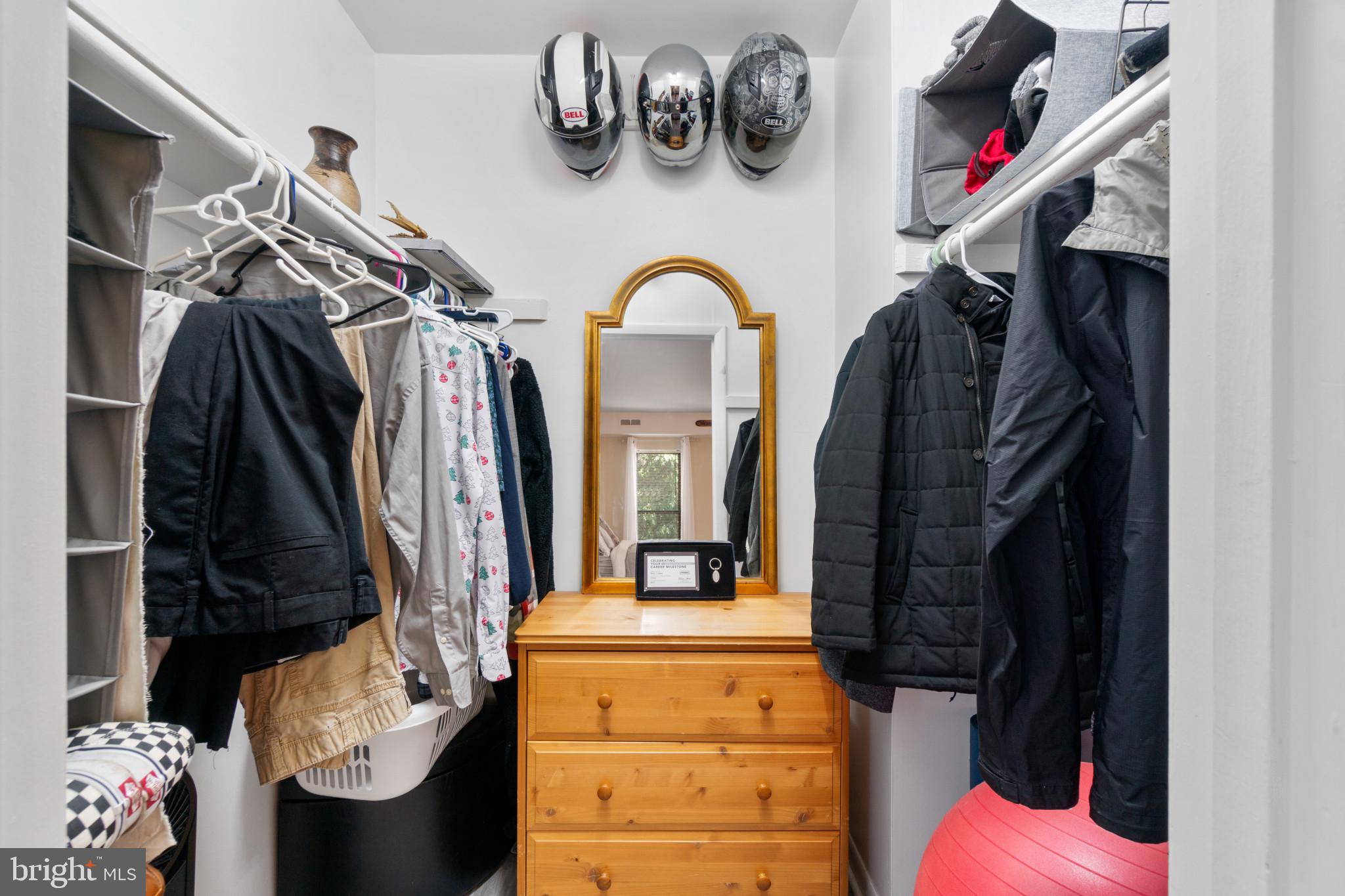 MARINERS COVE - Residential