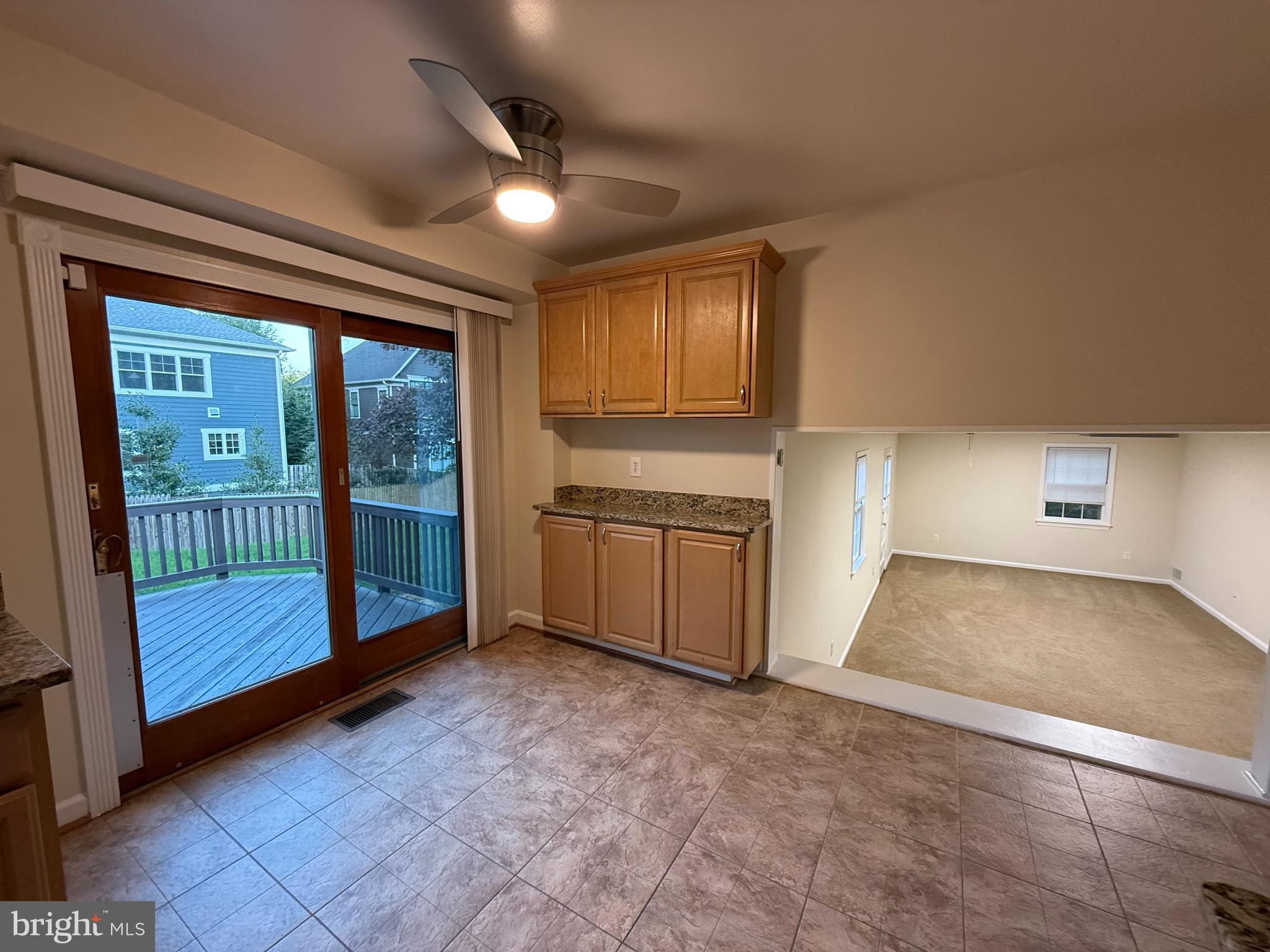 WOODBURN - Residential Lease