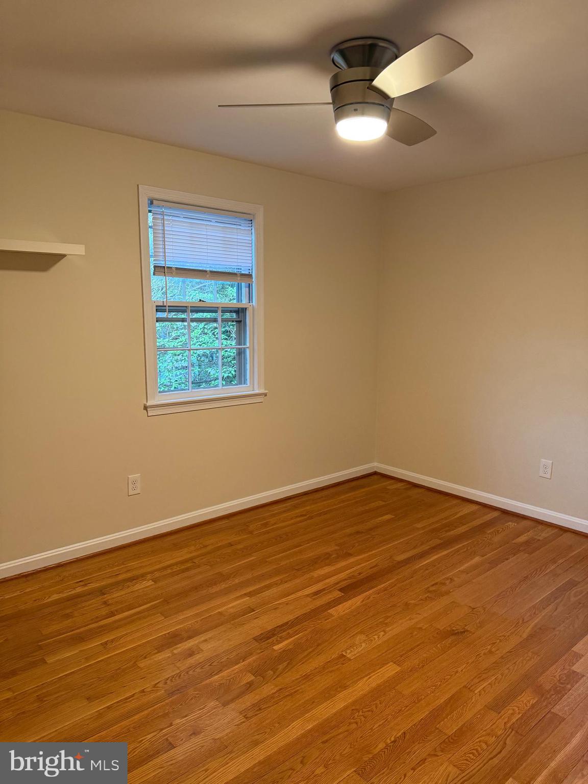 WOODBURN - Residential Lease