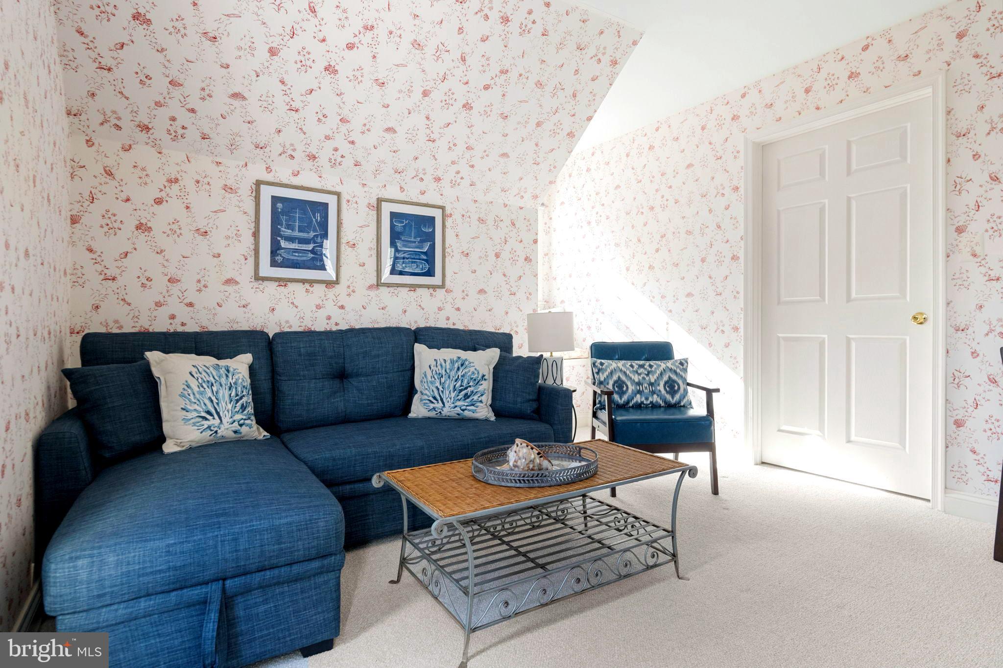 BRETON BEACH - Residential