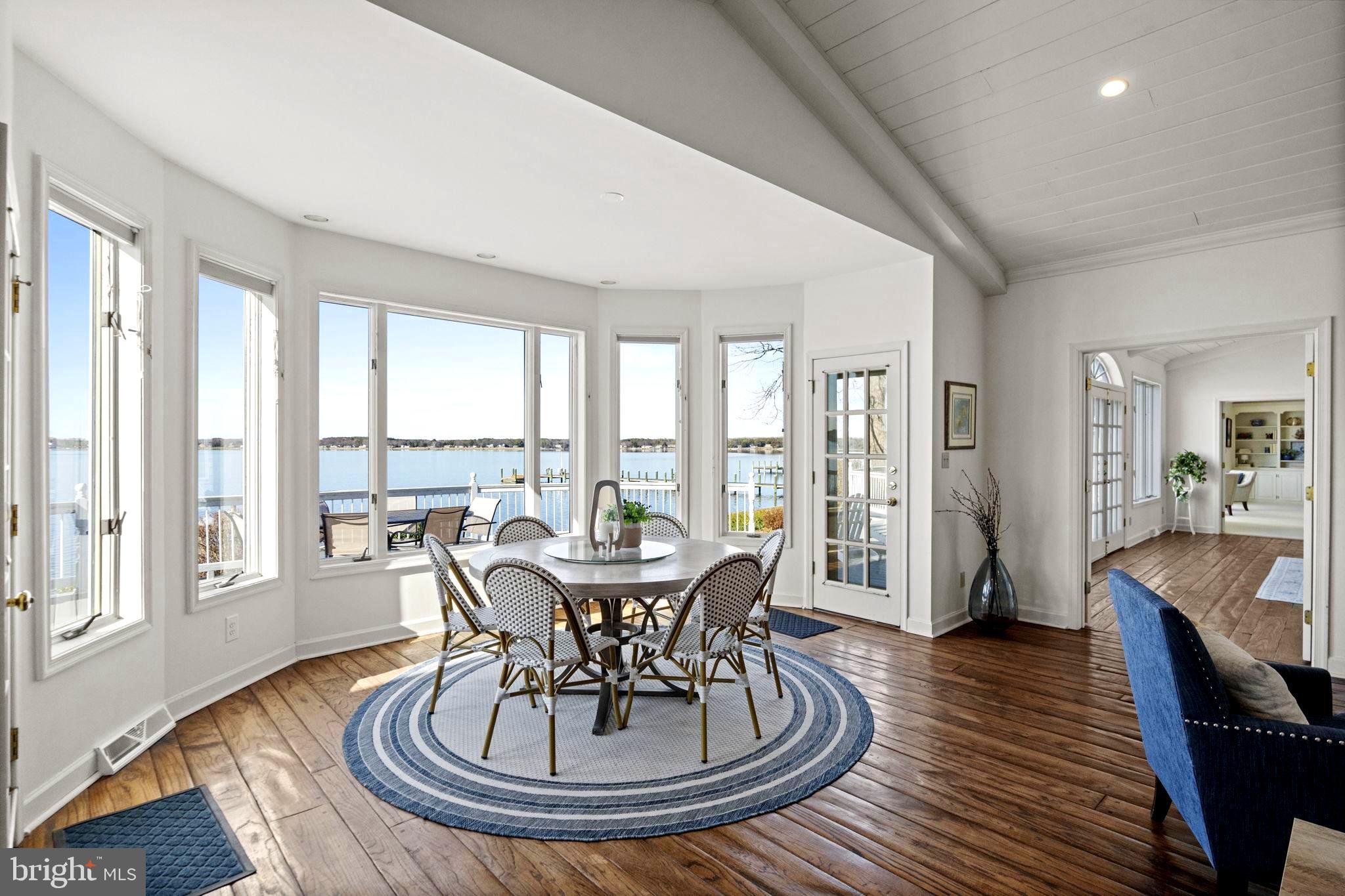 BRETON BEACH - Residential