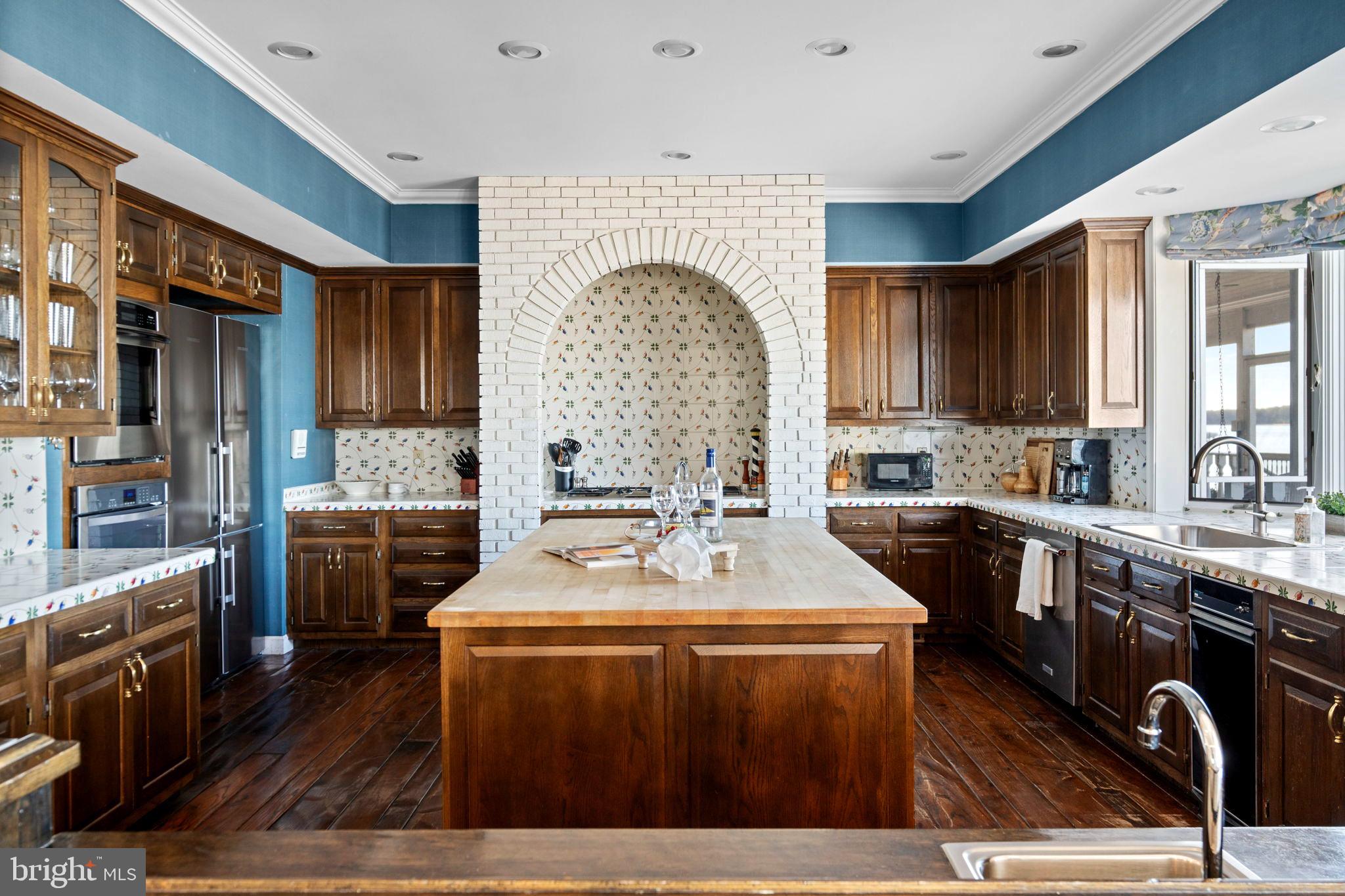 BRETON BEACH - Residential