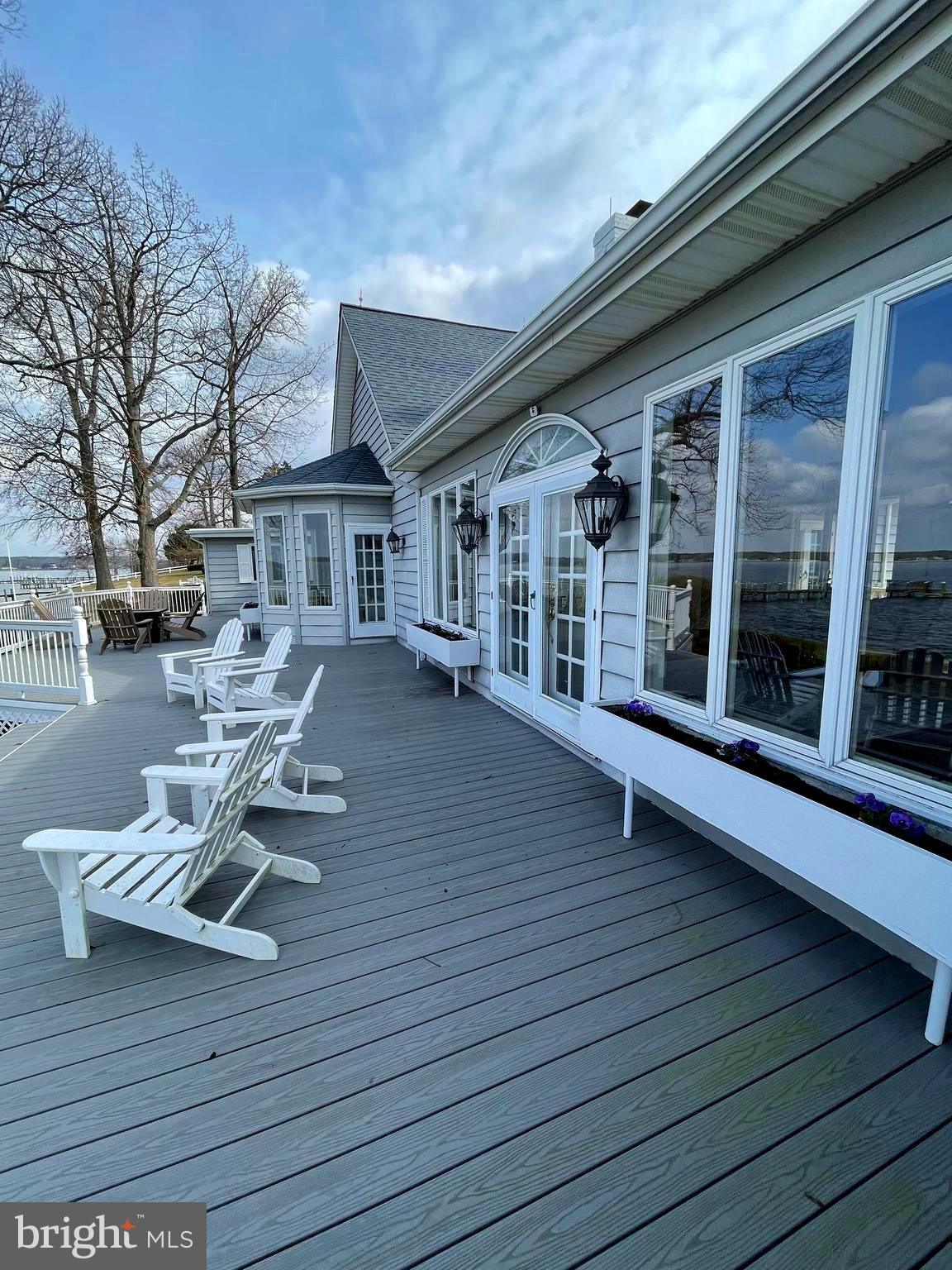 BRETON BEACH - Residential