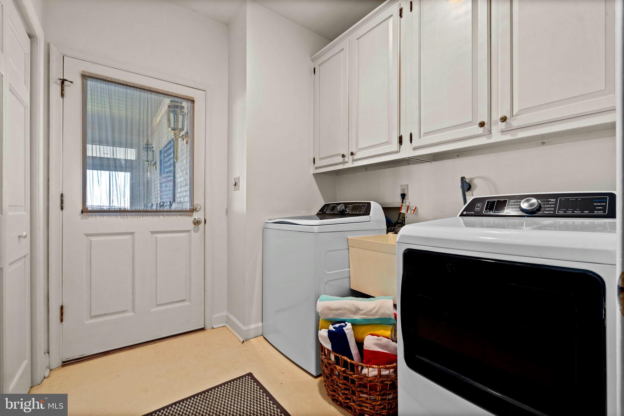 BRETON BEACH - Residential