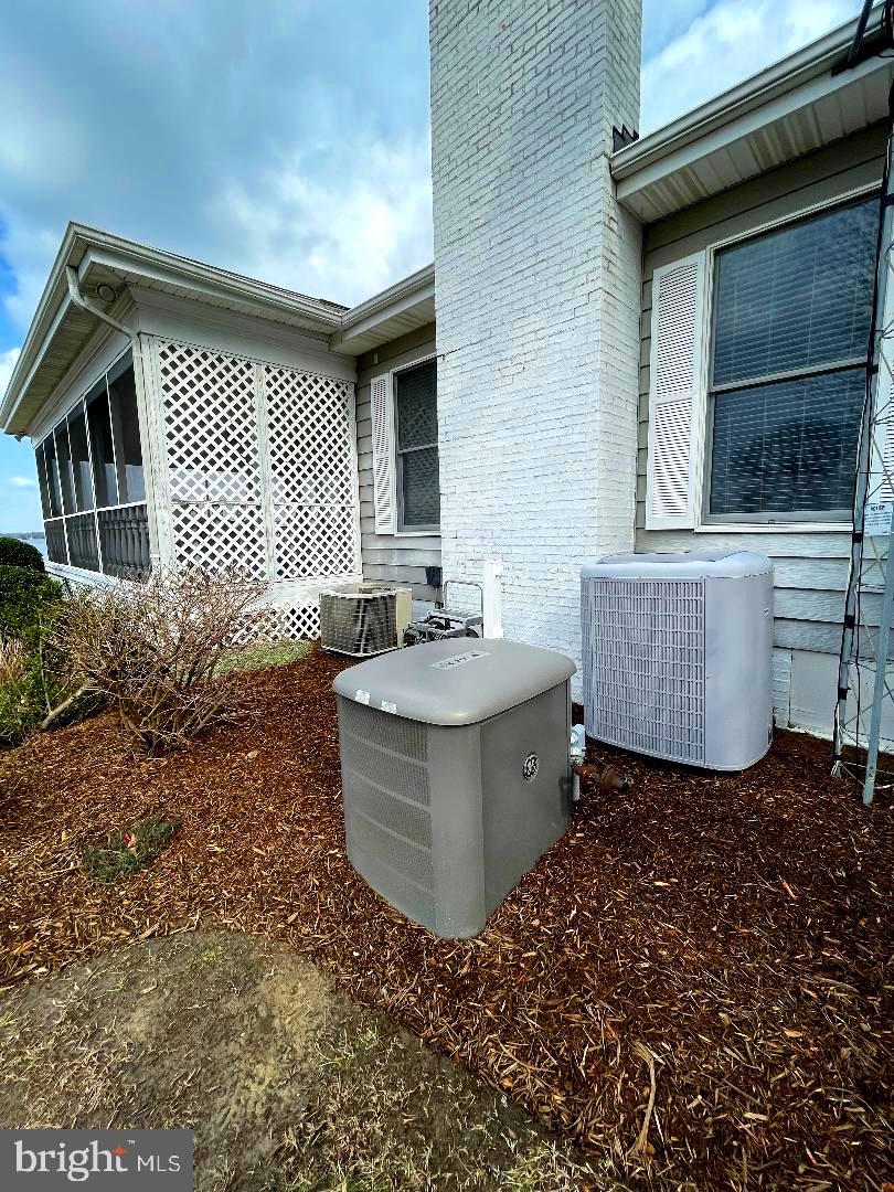 BRETON BEACH - Residential