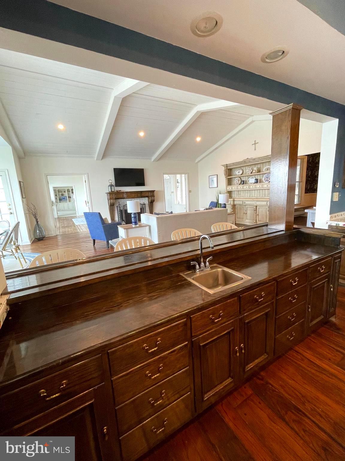 BRETON BEACH - Residential