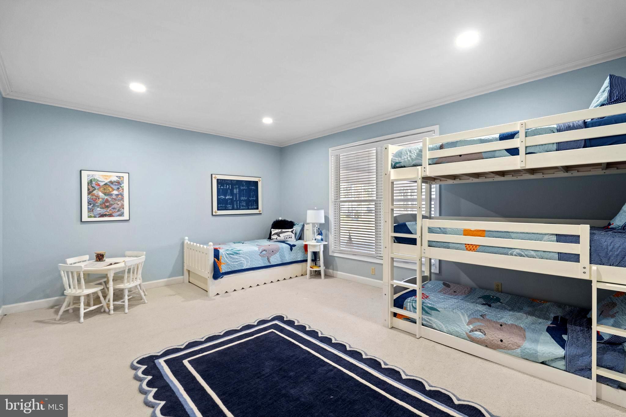 BRETON BEACH - Residential