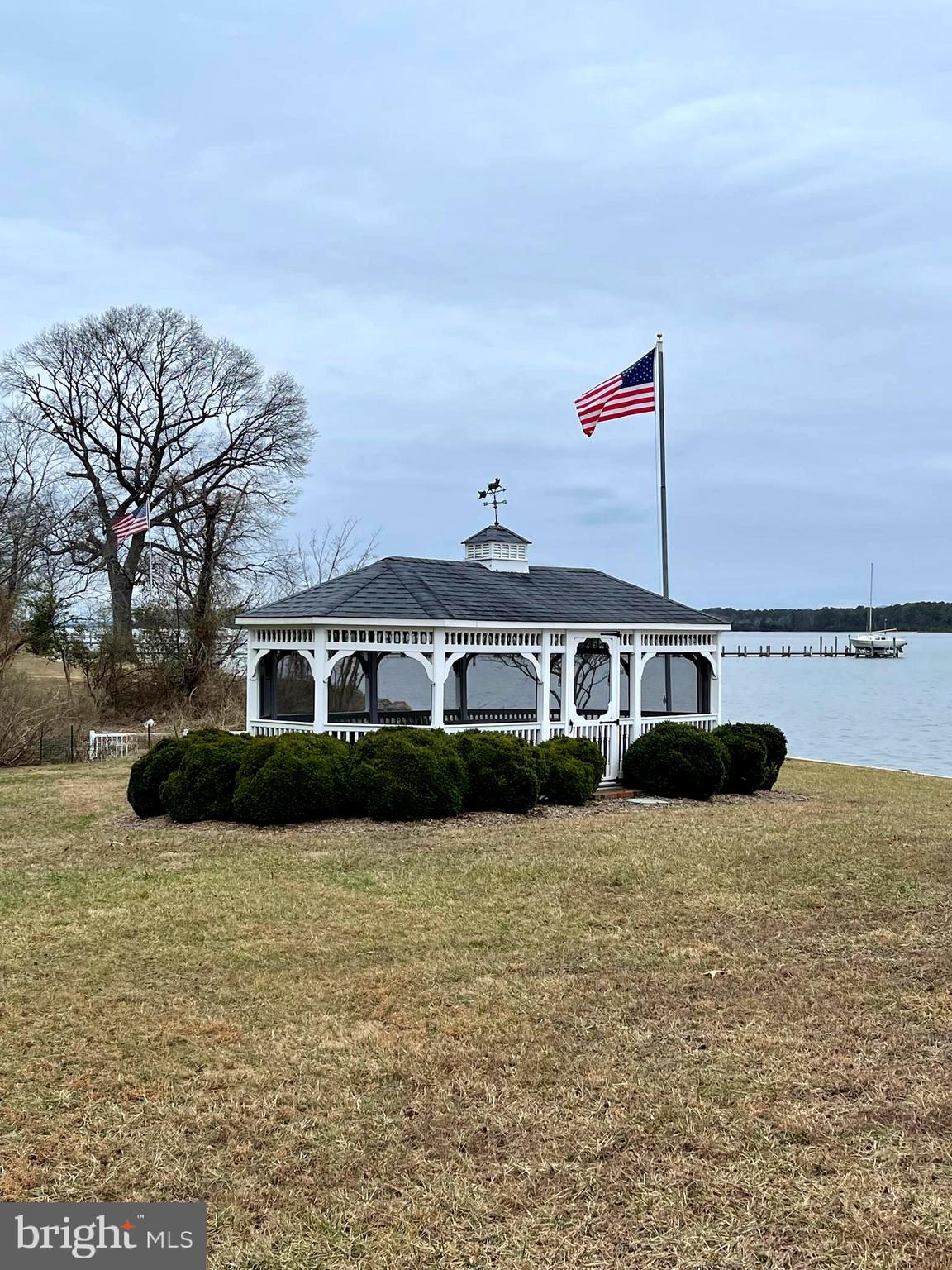 BRETON BEACH - Residential