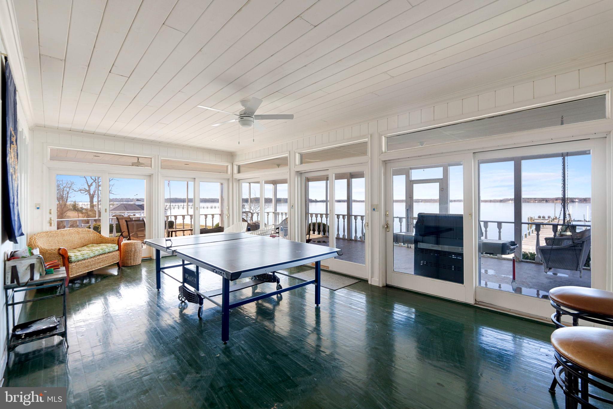 BRETON BEACH - Residential