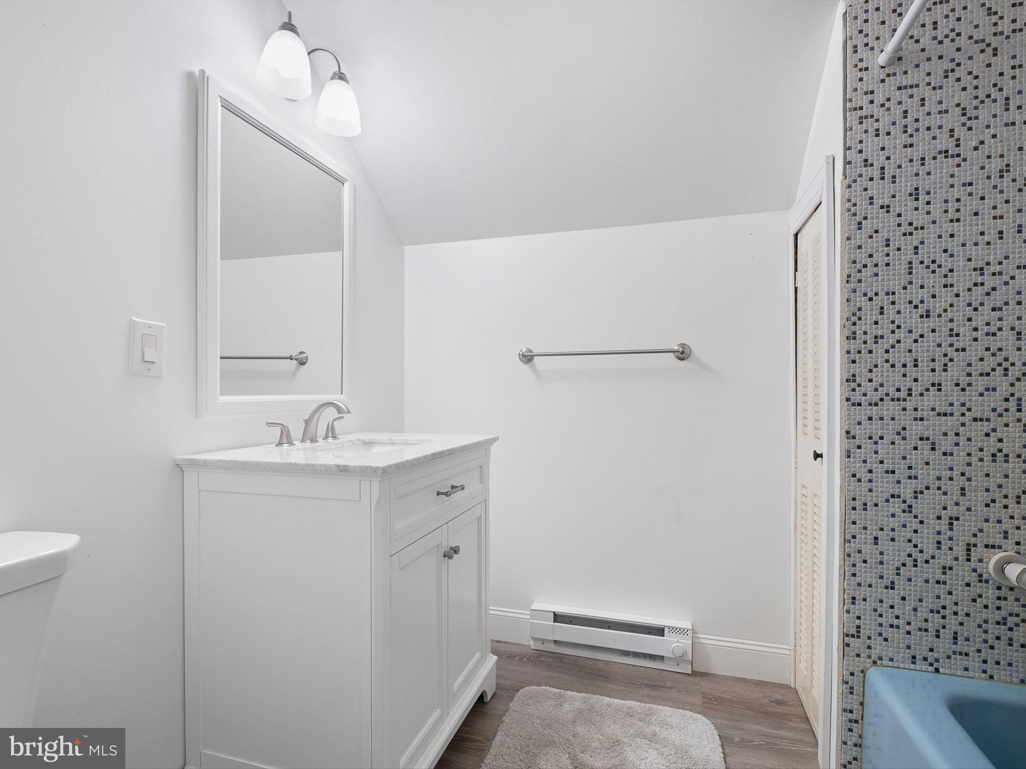 CHESAPEAKE ISLE - Residential