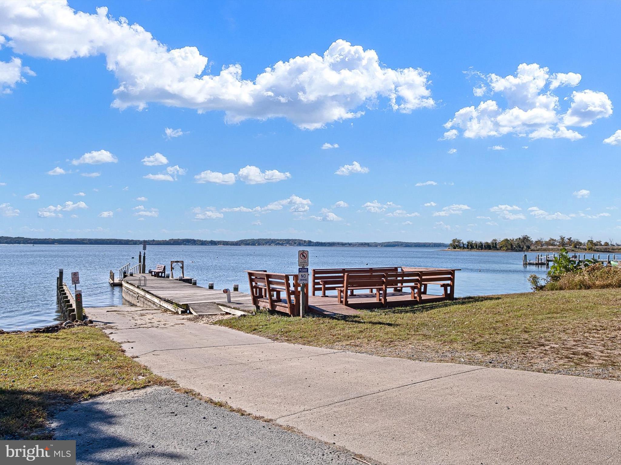 CHESAPEAKE ISLE - Residential