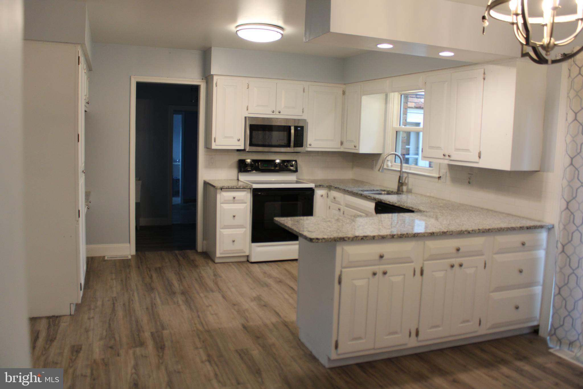 CHESAPEAKE ISLE - Residential