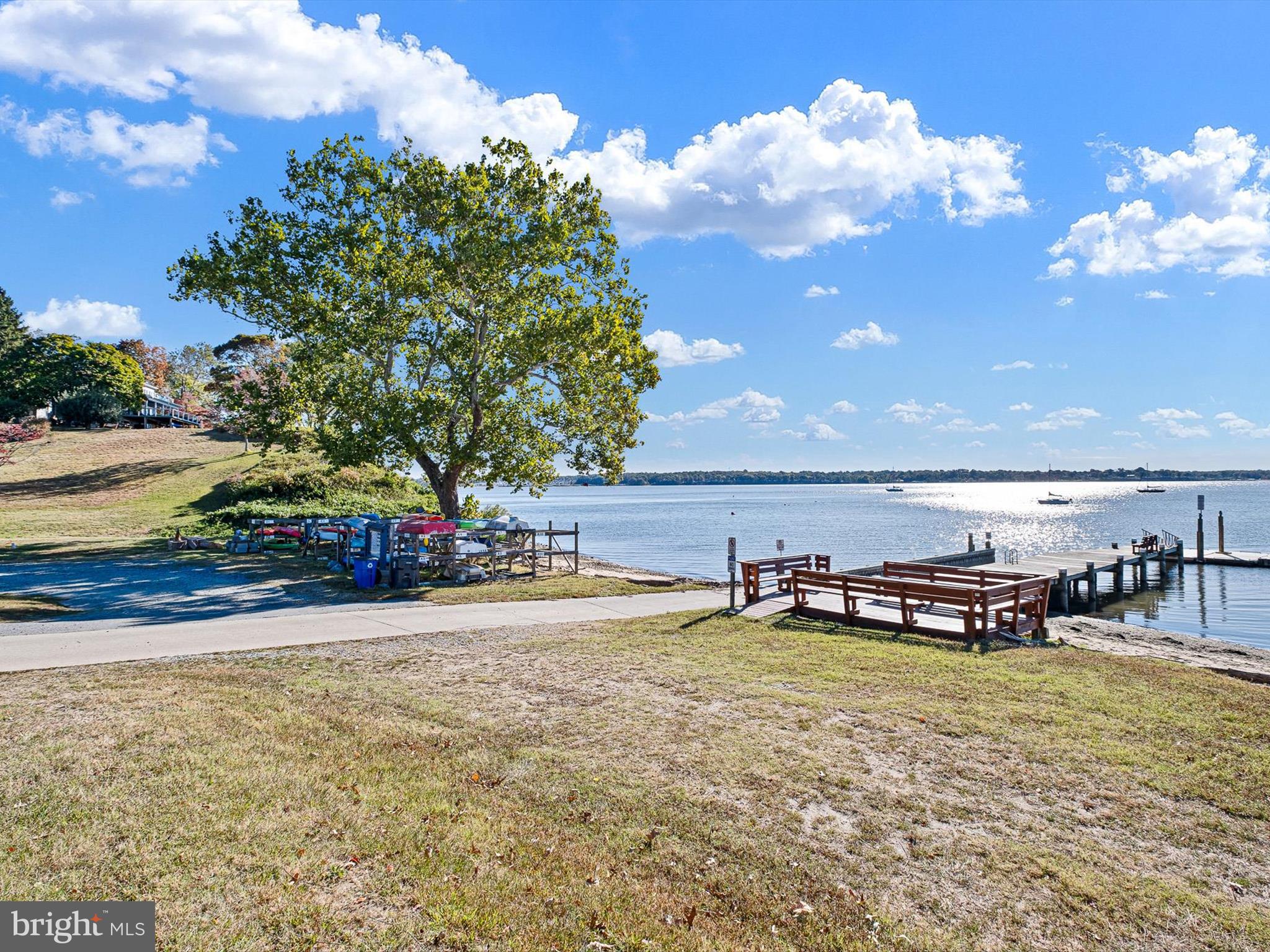 CHESAPEAKE ISLE - Residential
