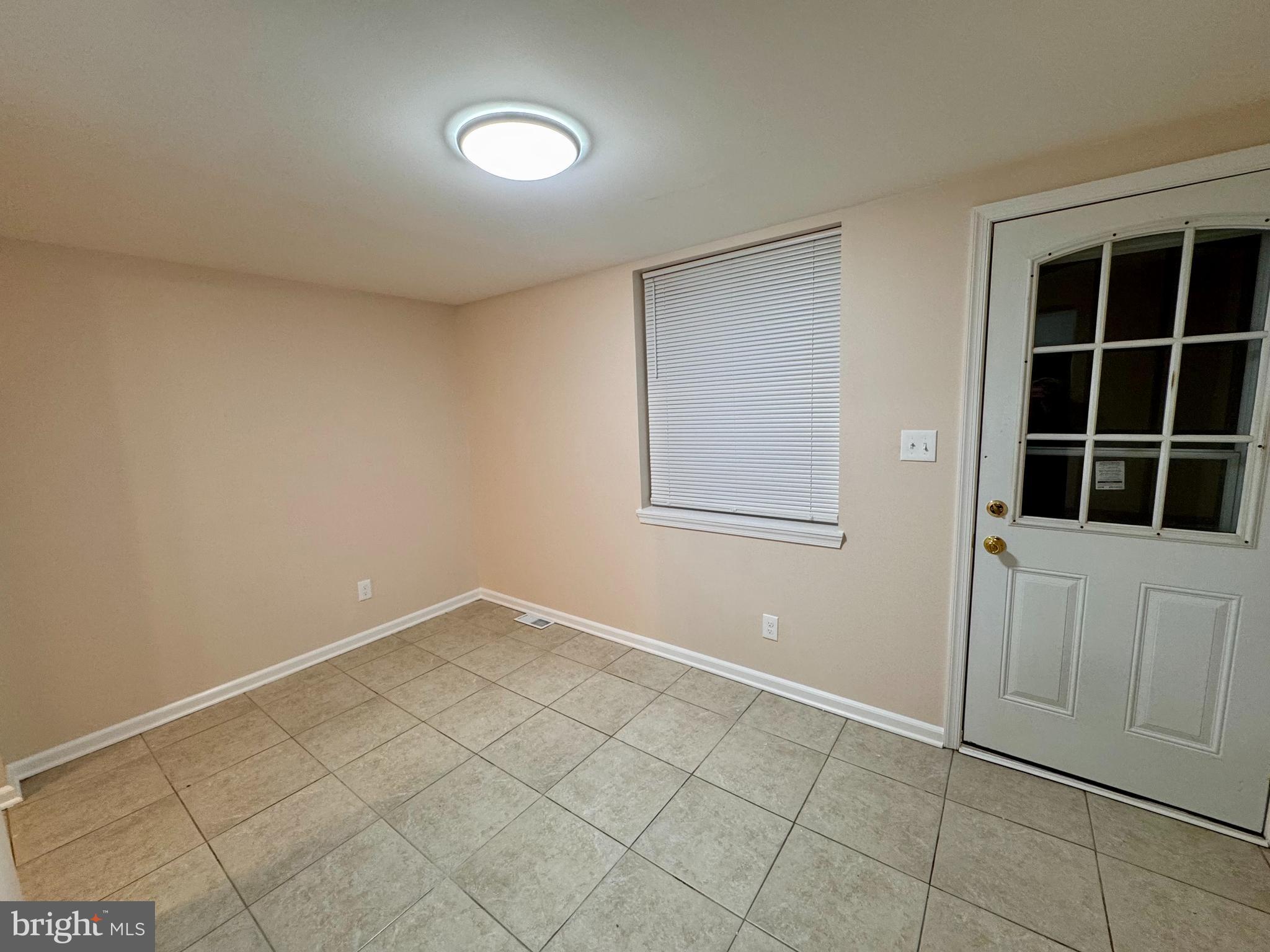 ESSEX/MIDDLESEX - Residential Lease