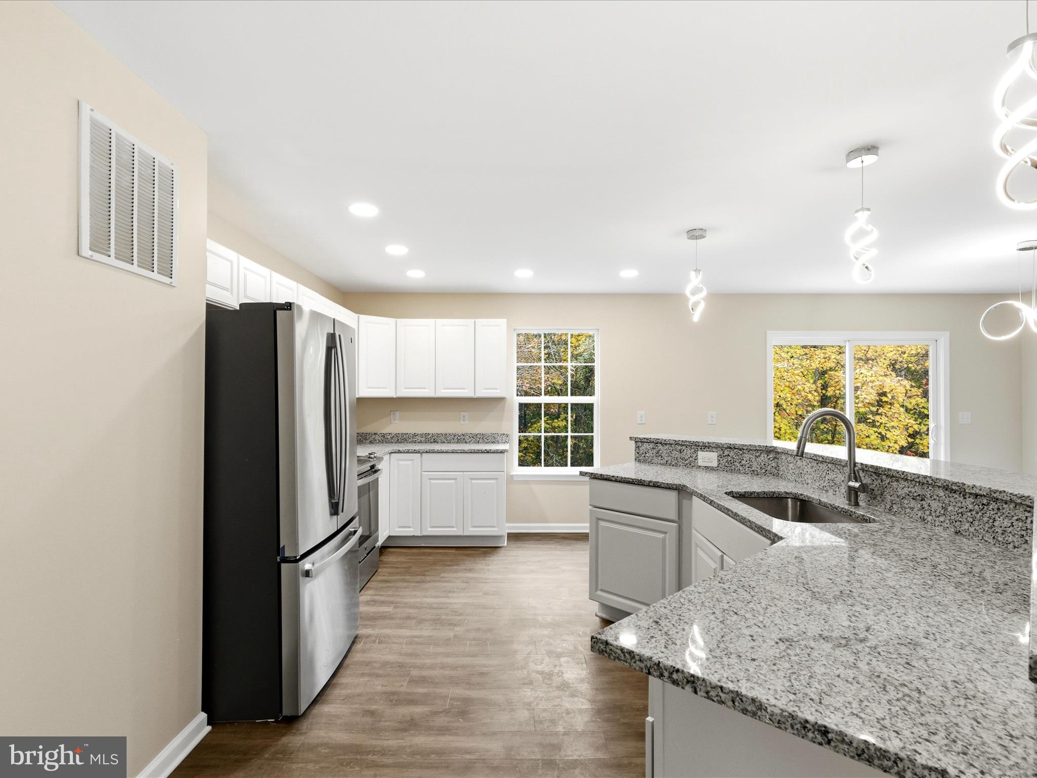 LOCUST GROVE - Residential