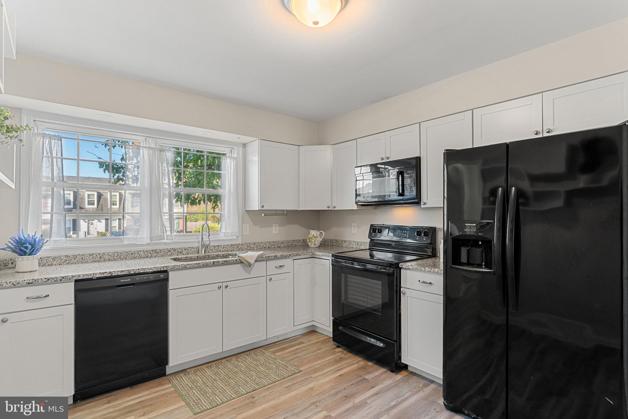 BEAR WALLOW KNOLLS - Residential