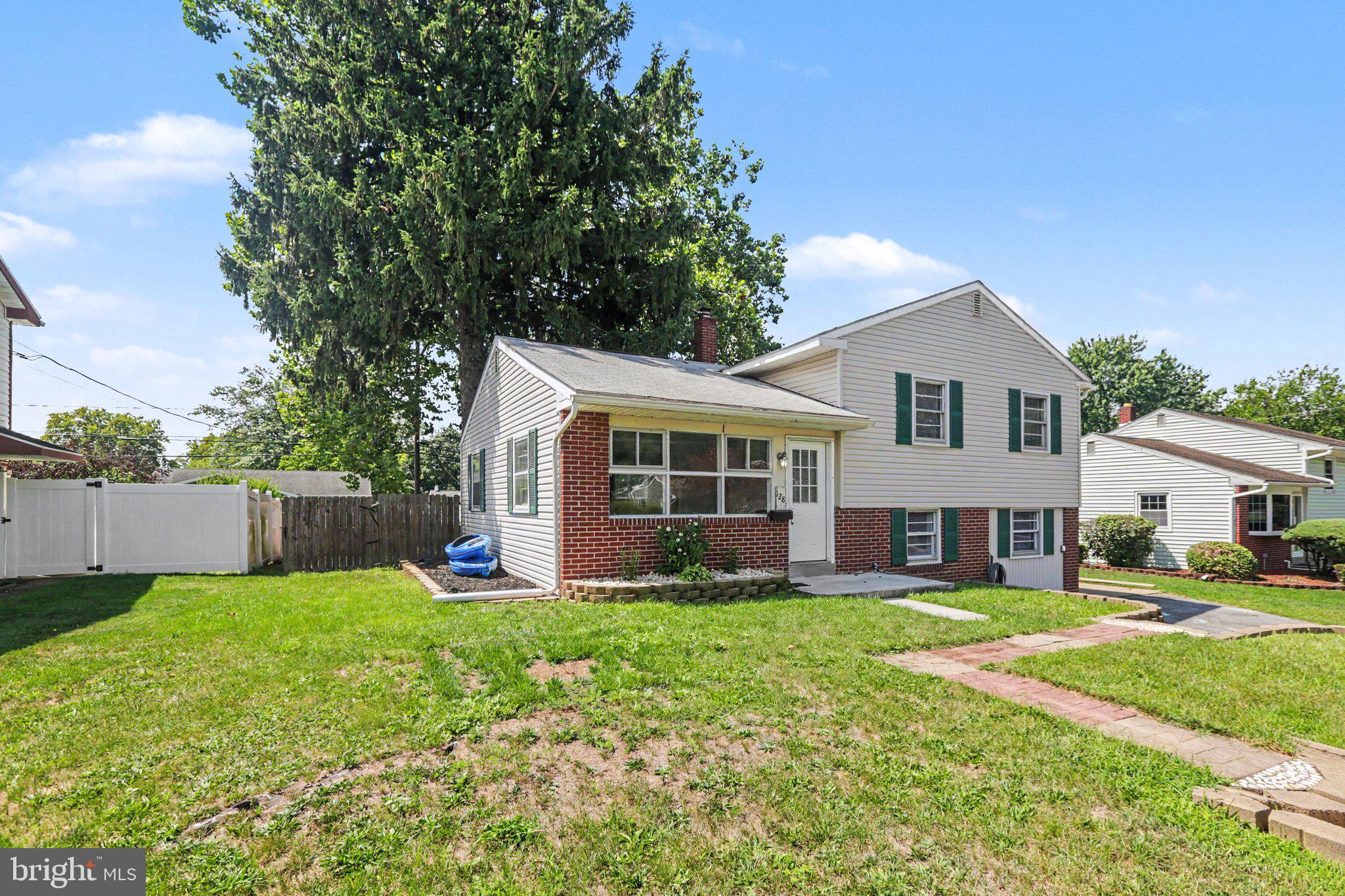 128 HENRY ROAD