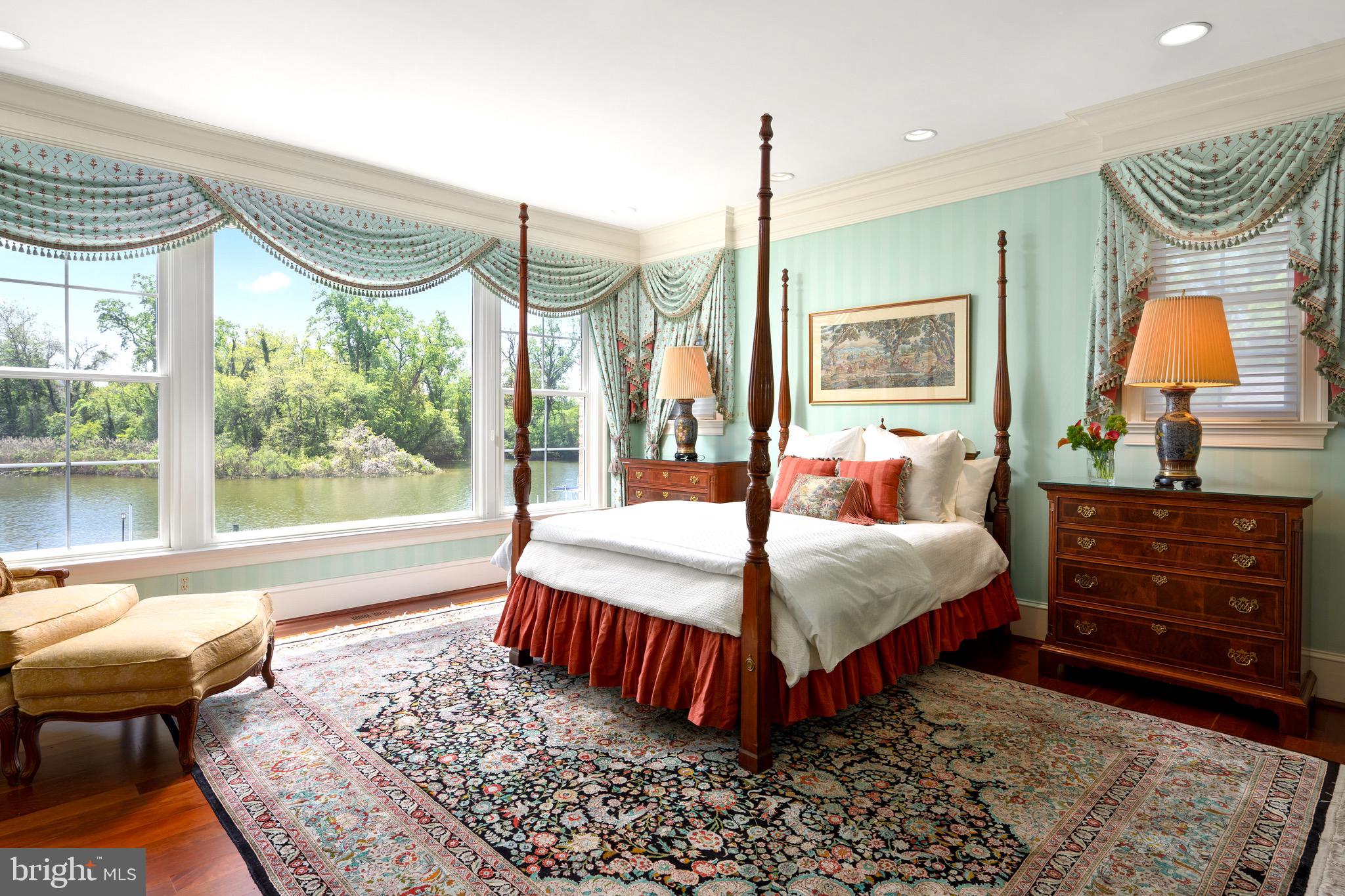 PROVIDENCE - Residential