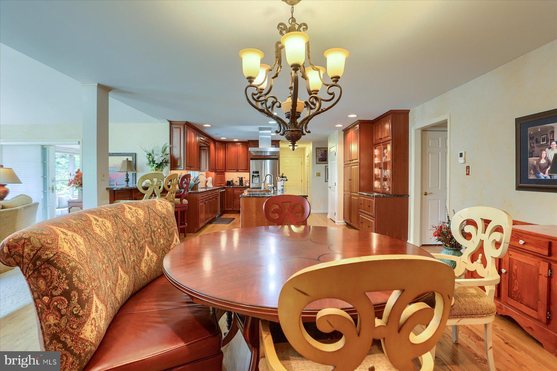 GREEN LANE MANOR - Residential